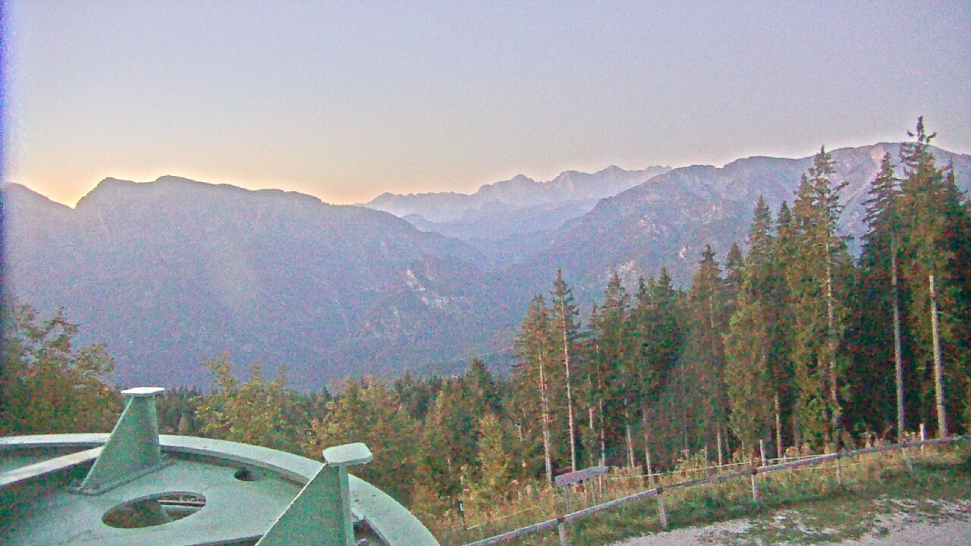 Archiv Foto Webcam Ruhpolding: Bergstation am Unternberg