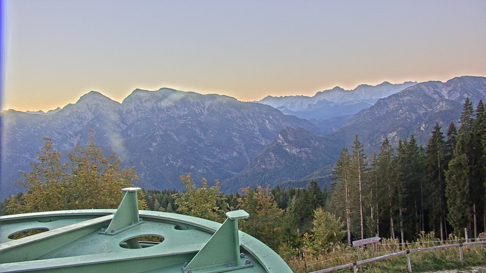 Archiv Foto Webcam Ruhpolding: Bergstation am Unternberg