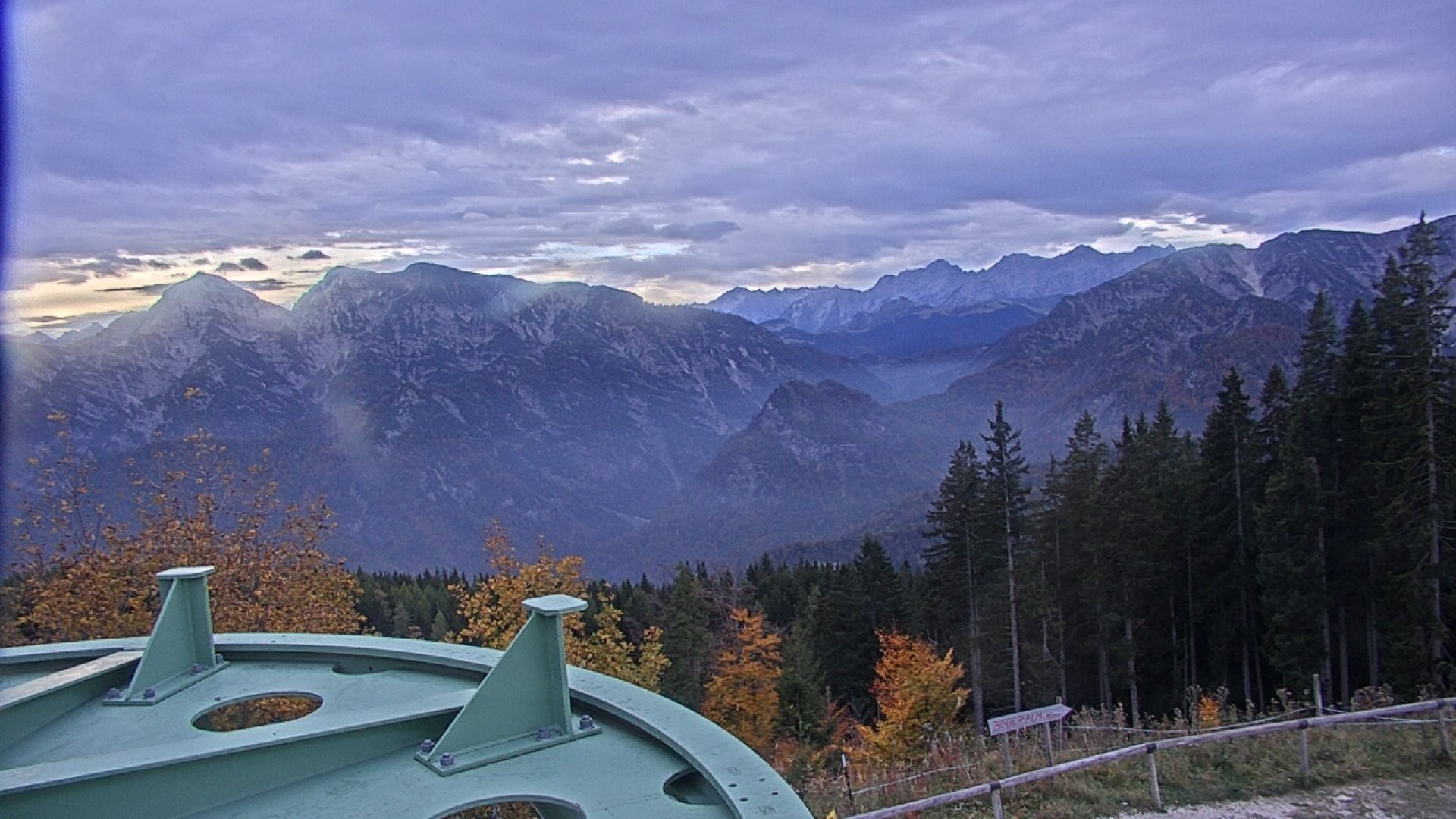Archived image Webcam Ruhpolding: Top station Unternberg