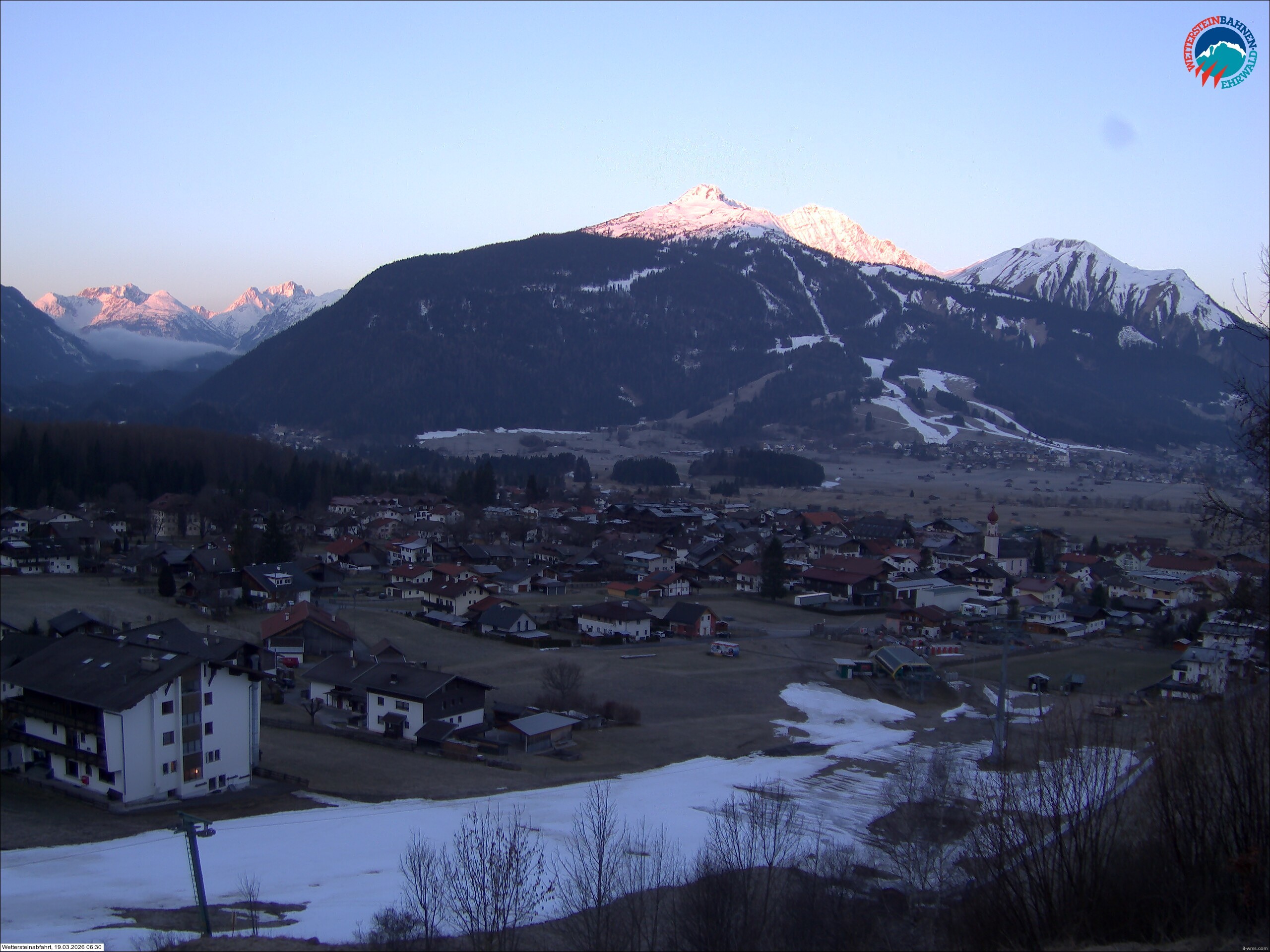 Archived image Webcam Sonnenhang chairlift Ehrwald
