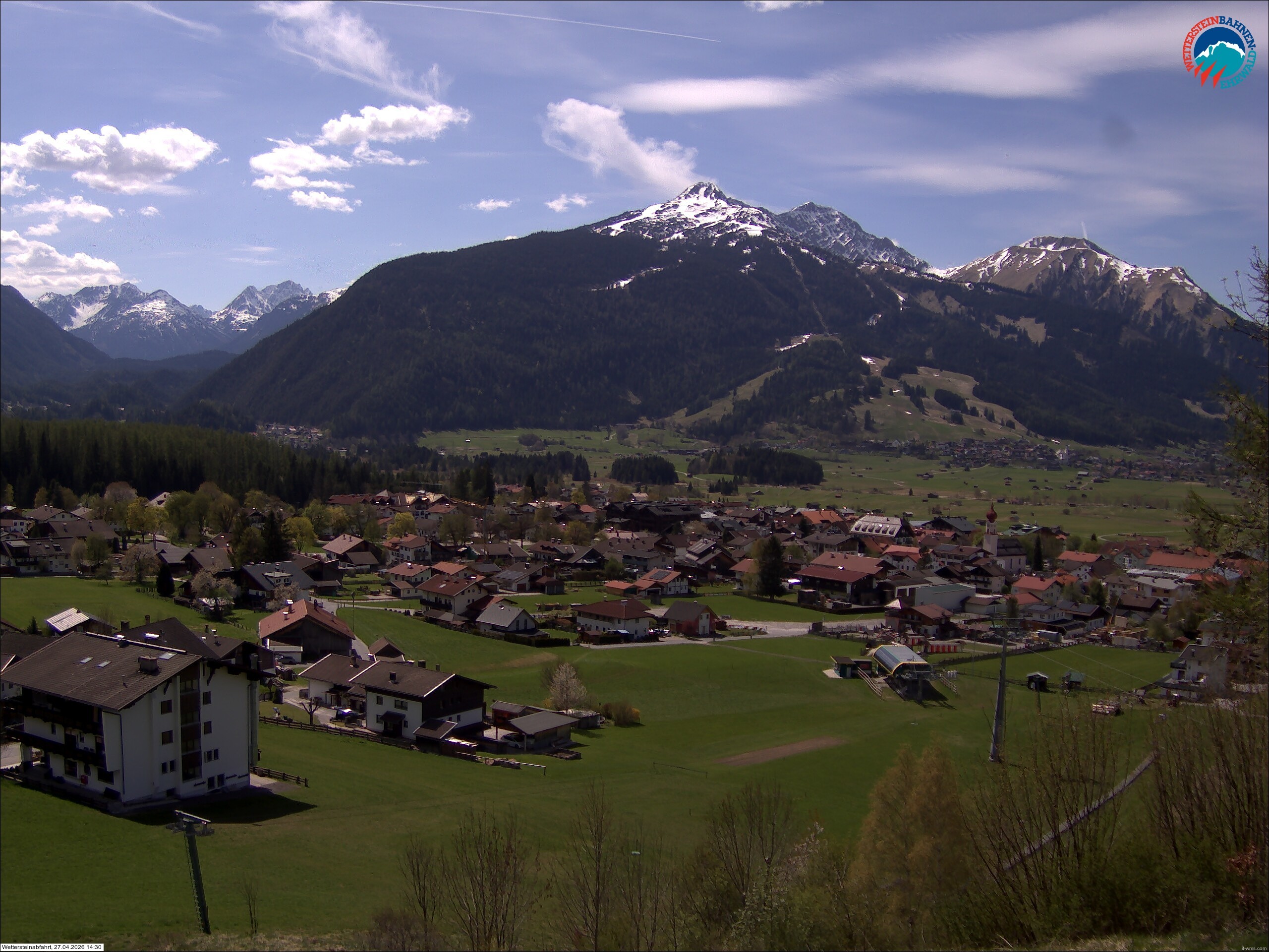 Archived image Webcam Sonnenhang chairlift Ehrwald