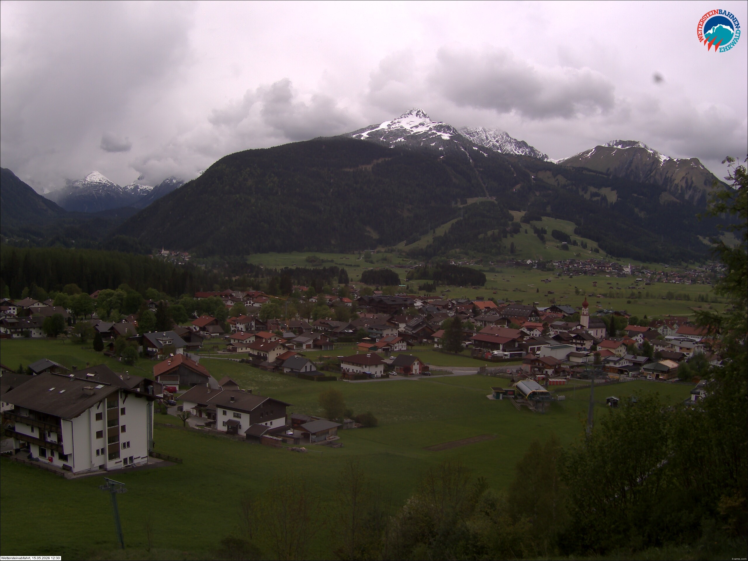 Archived image Webcam Sonnenhang chairlift Ehrwald