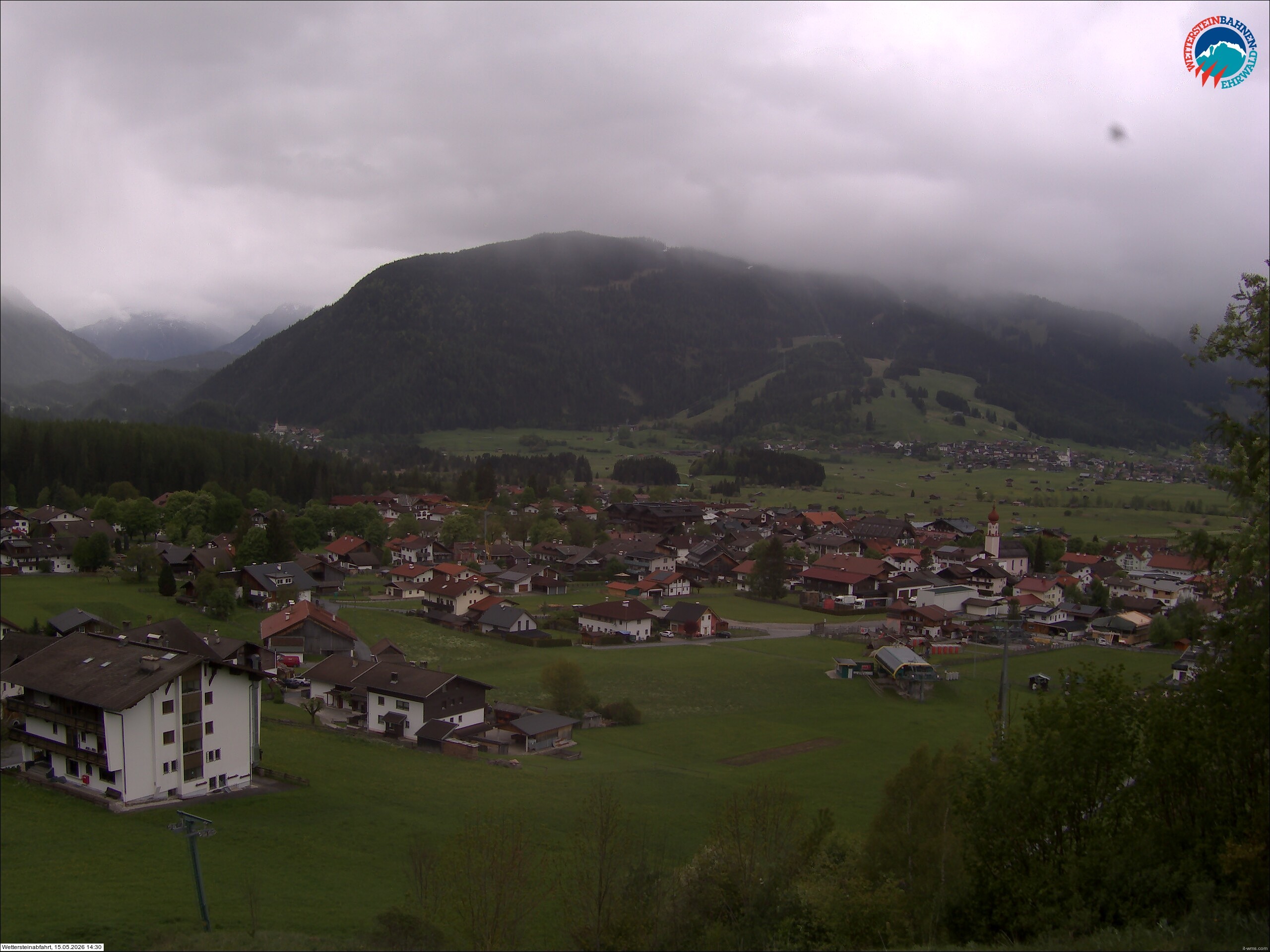 Archived image Webcam Sonnenhang chairlift Ehrwald