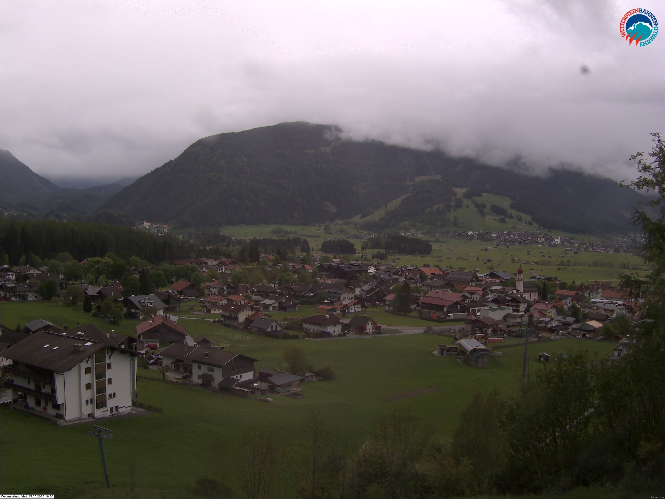 Archived image Webcam Sonnenhang chairlift Ehrwald