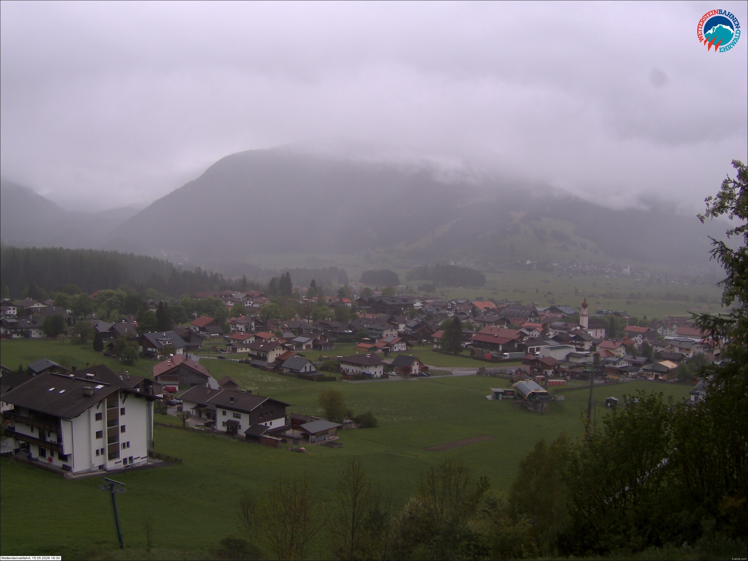 Archived image Webcam Sonnenhang chairlift Ehrwald