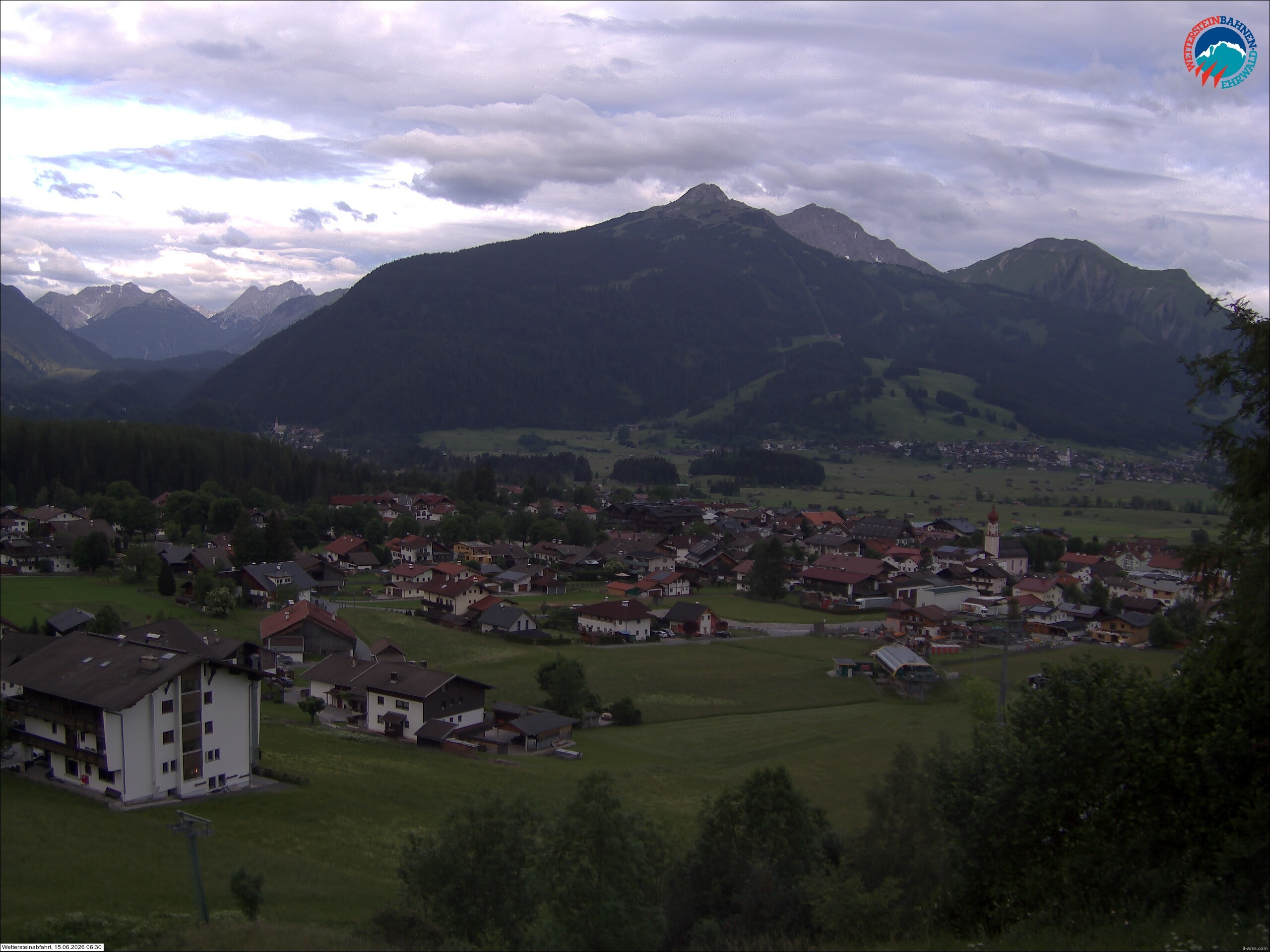 Archived image Webcam Sonnenhang chairlift Ehrwald