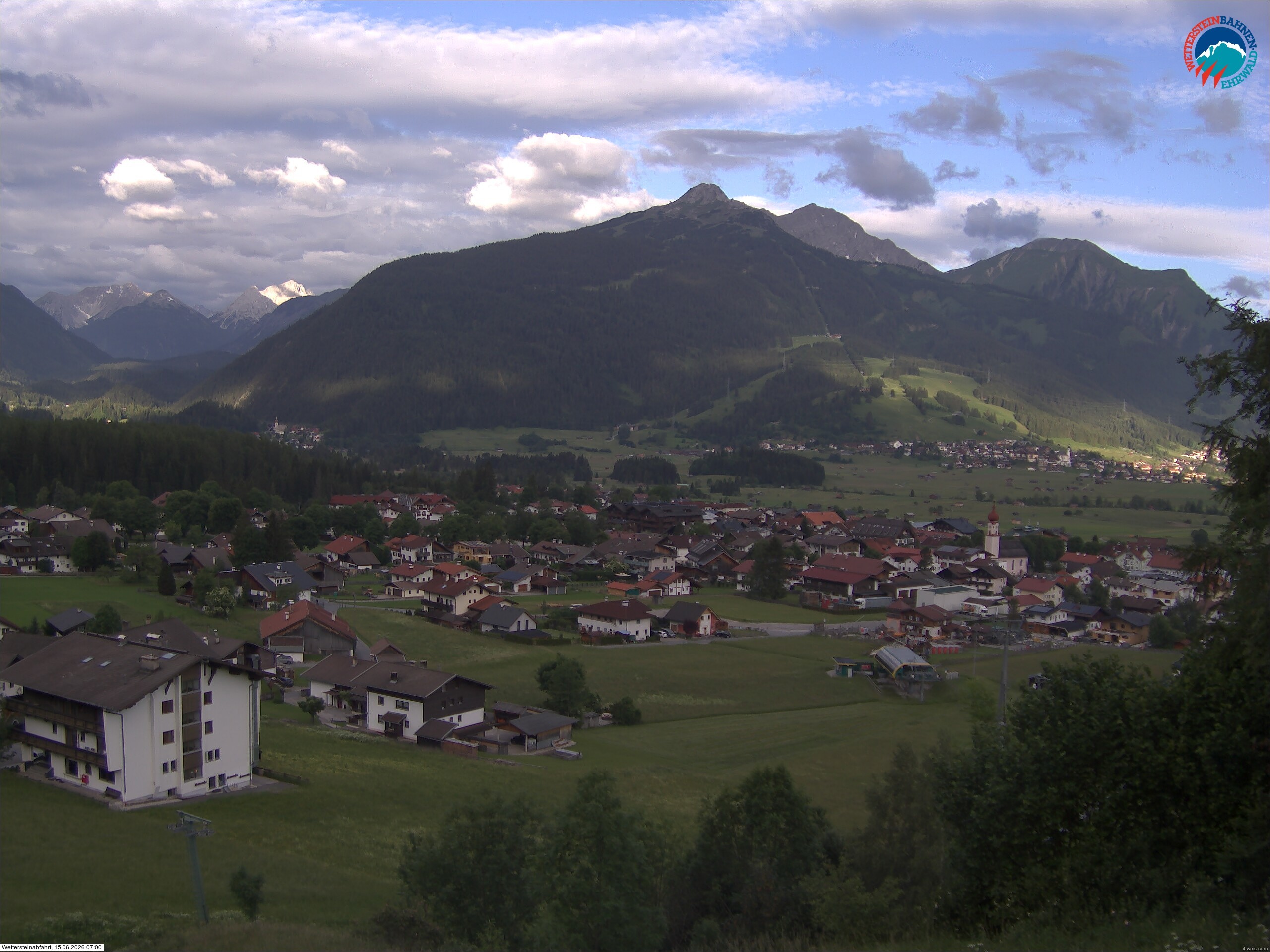 Archiv Foto Webcam Sonnenhang Sessellift Ehrwald