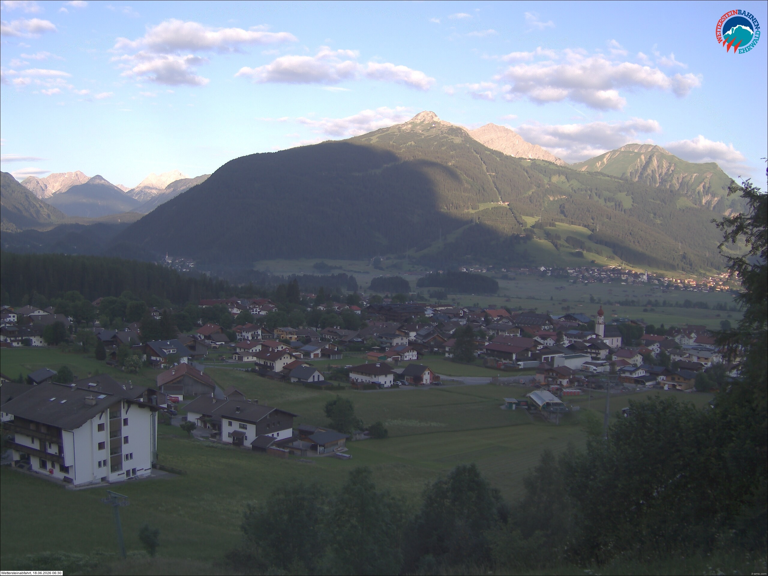 Archived image Webcam Sonnenhang chairlift Ehrwald