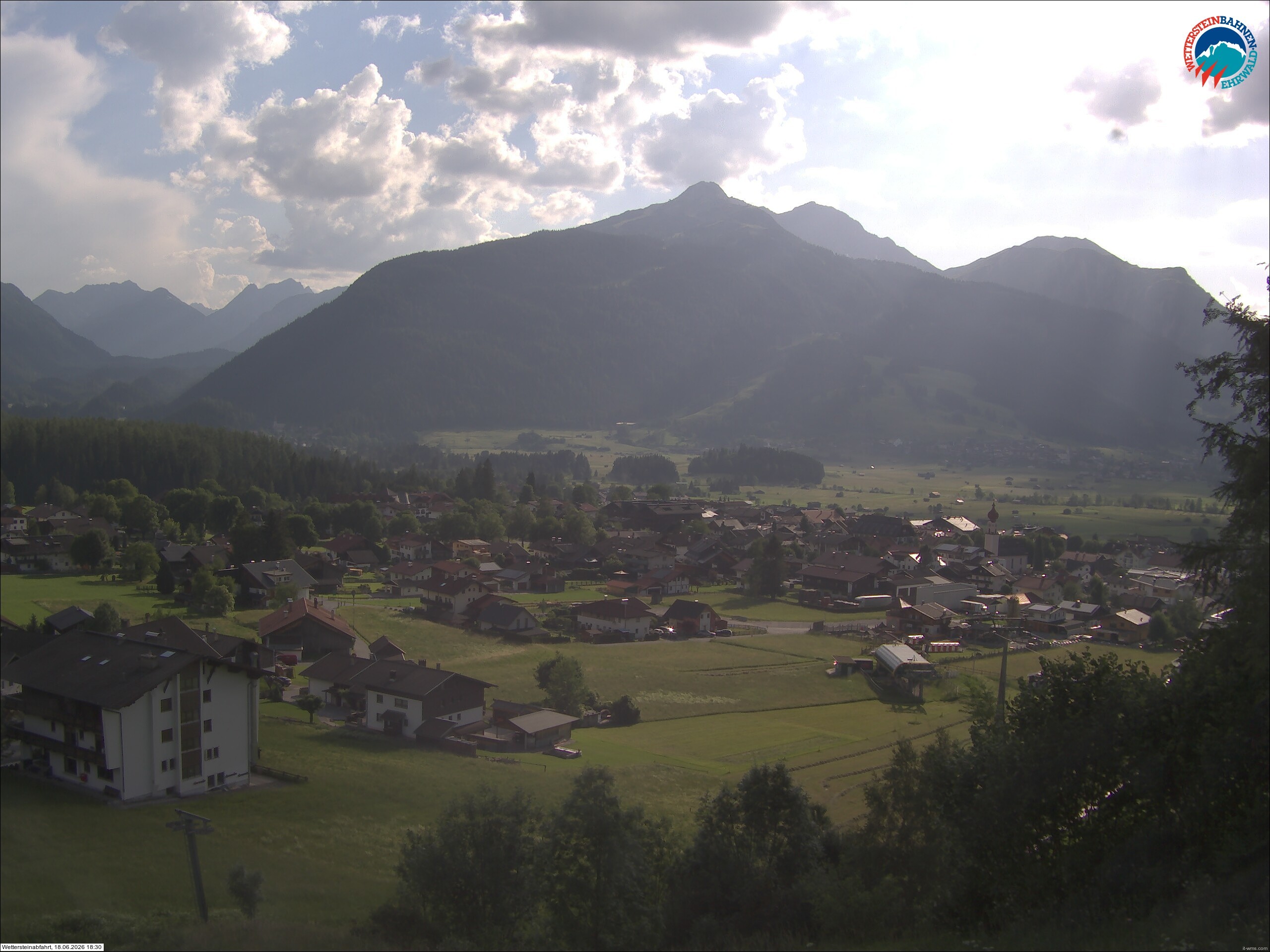 Archiv Foto Webcam Sonnenhang Sessellift Ehrwald