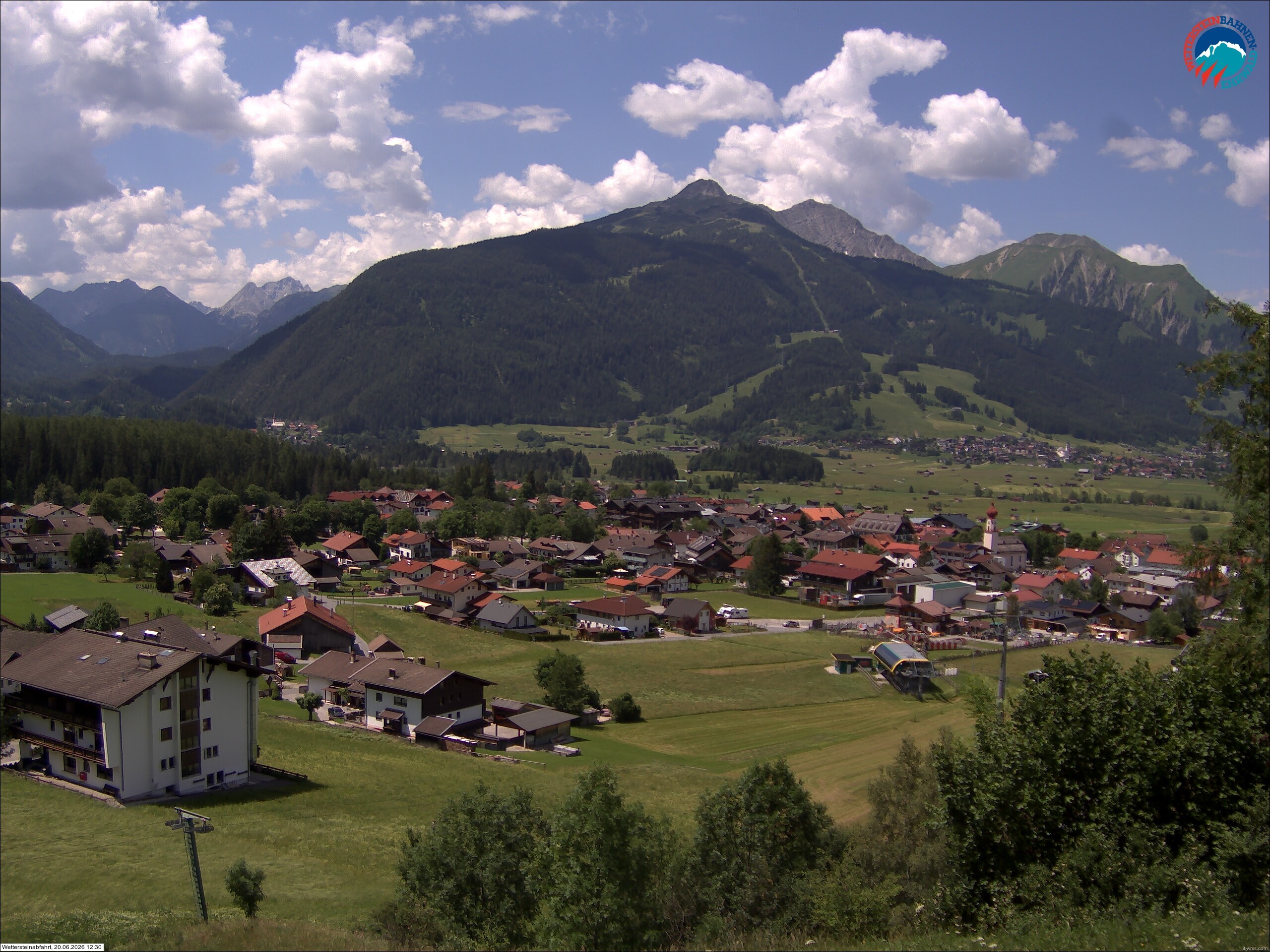 Archived image Webcam Sonnenhang chairlift Ehrwald