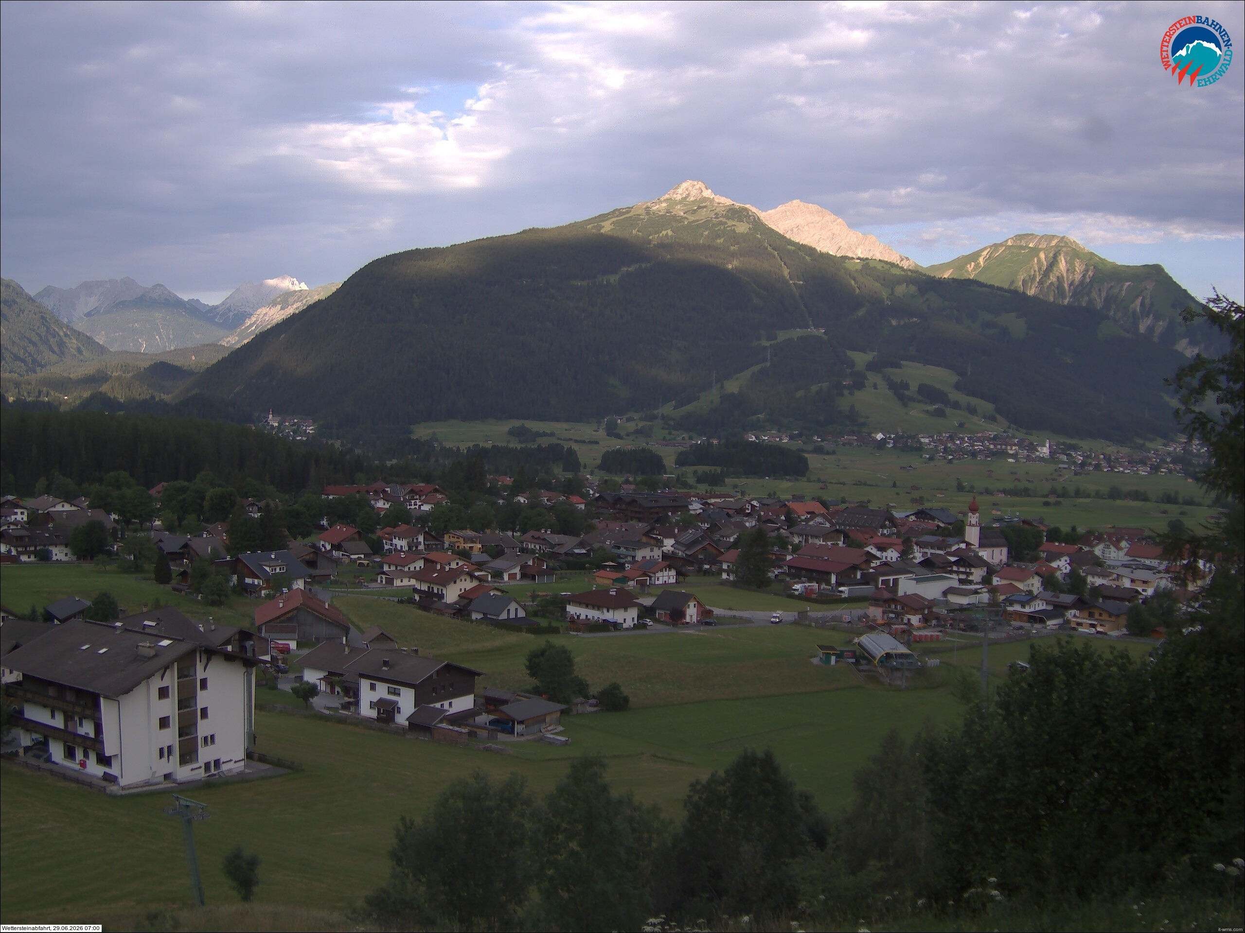 Archiv Foto Webcam Sonnenhang Sessellift Ehrwald