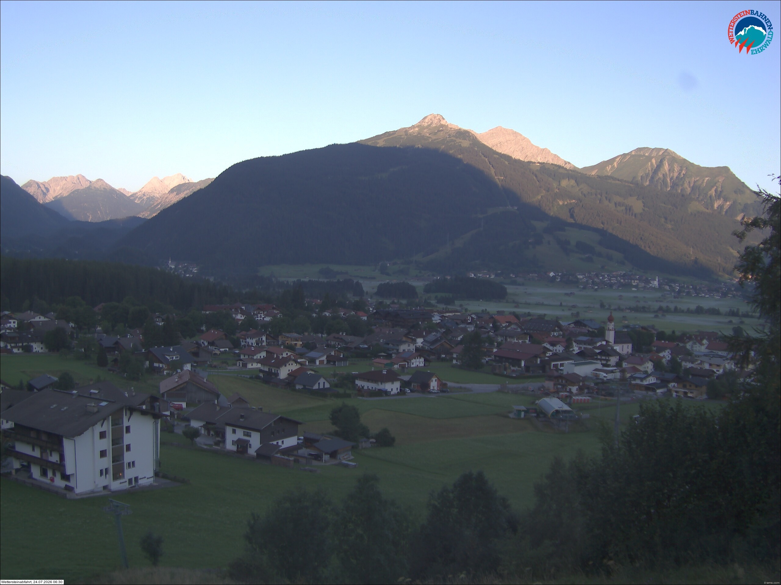 Archived image Webcam Sonnenhang chairlift Ehrwald