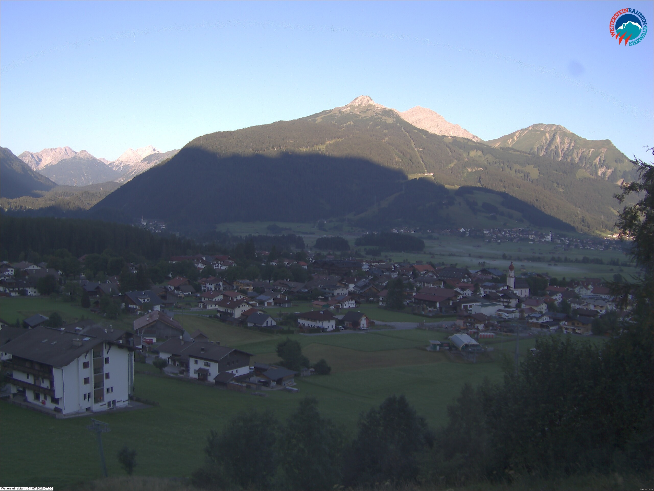 Archived image Webcam Sonnenhang chairlift Ehrwald