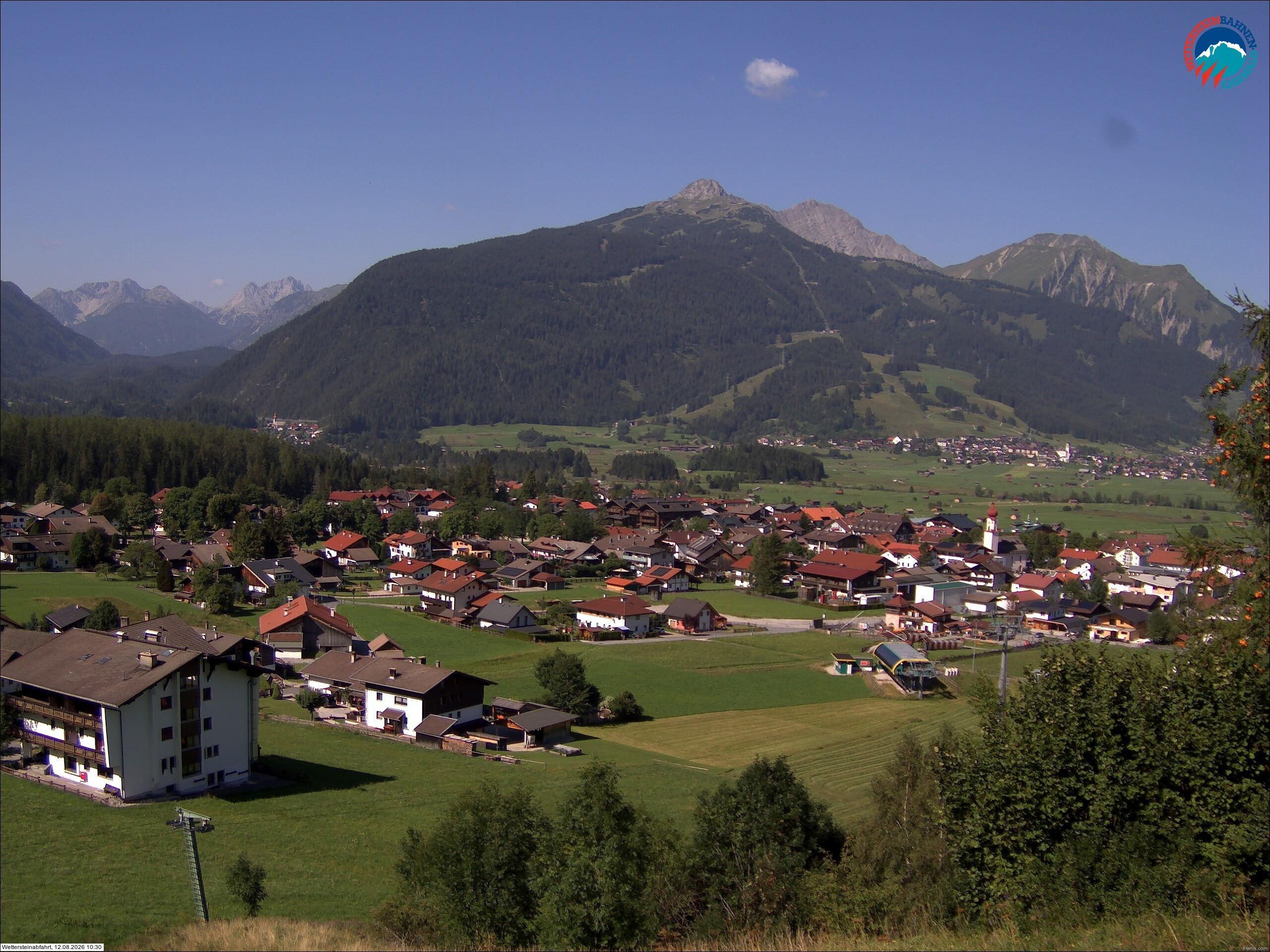 Archived image Webcam Sonnenhang chairlift Ehrwald