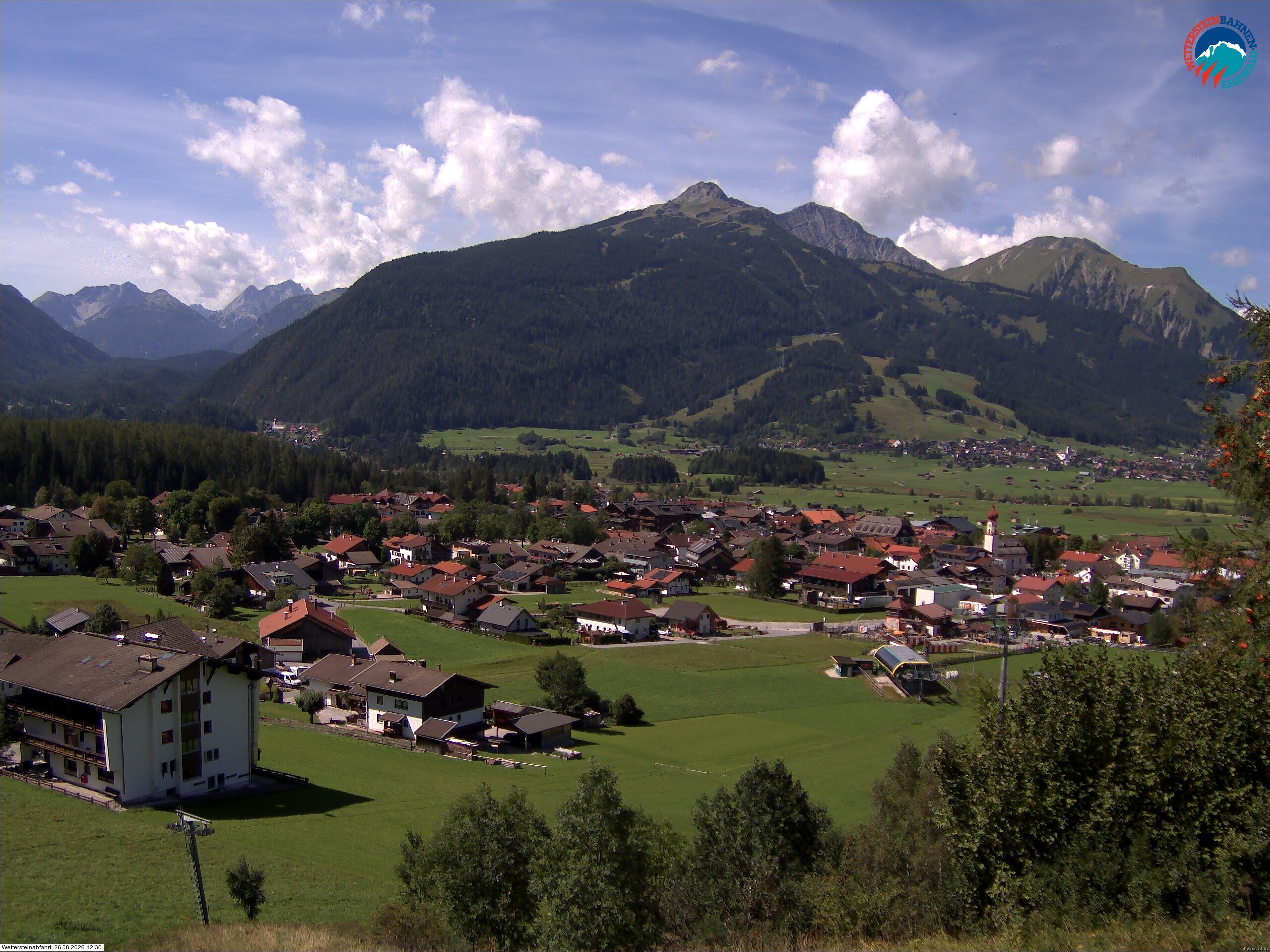 Archived image Webcam Sonnenhang chairlift Ehrwald