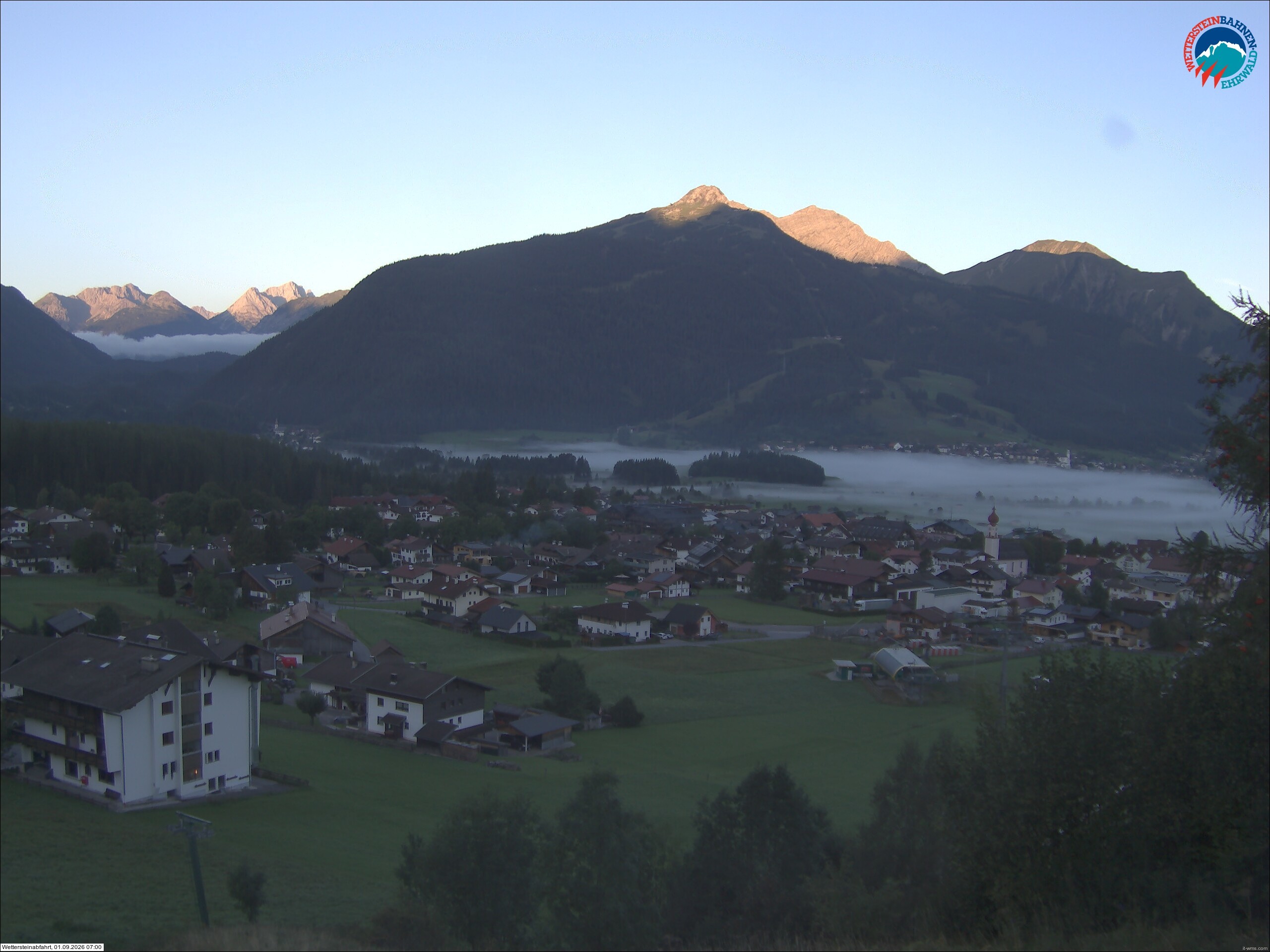 Archived image Webcam Sonnenhang chairlift Ehrwald