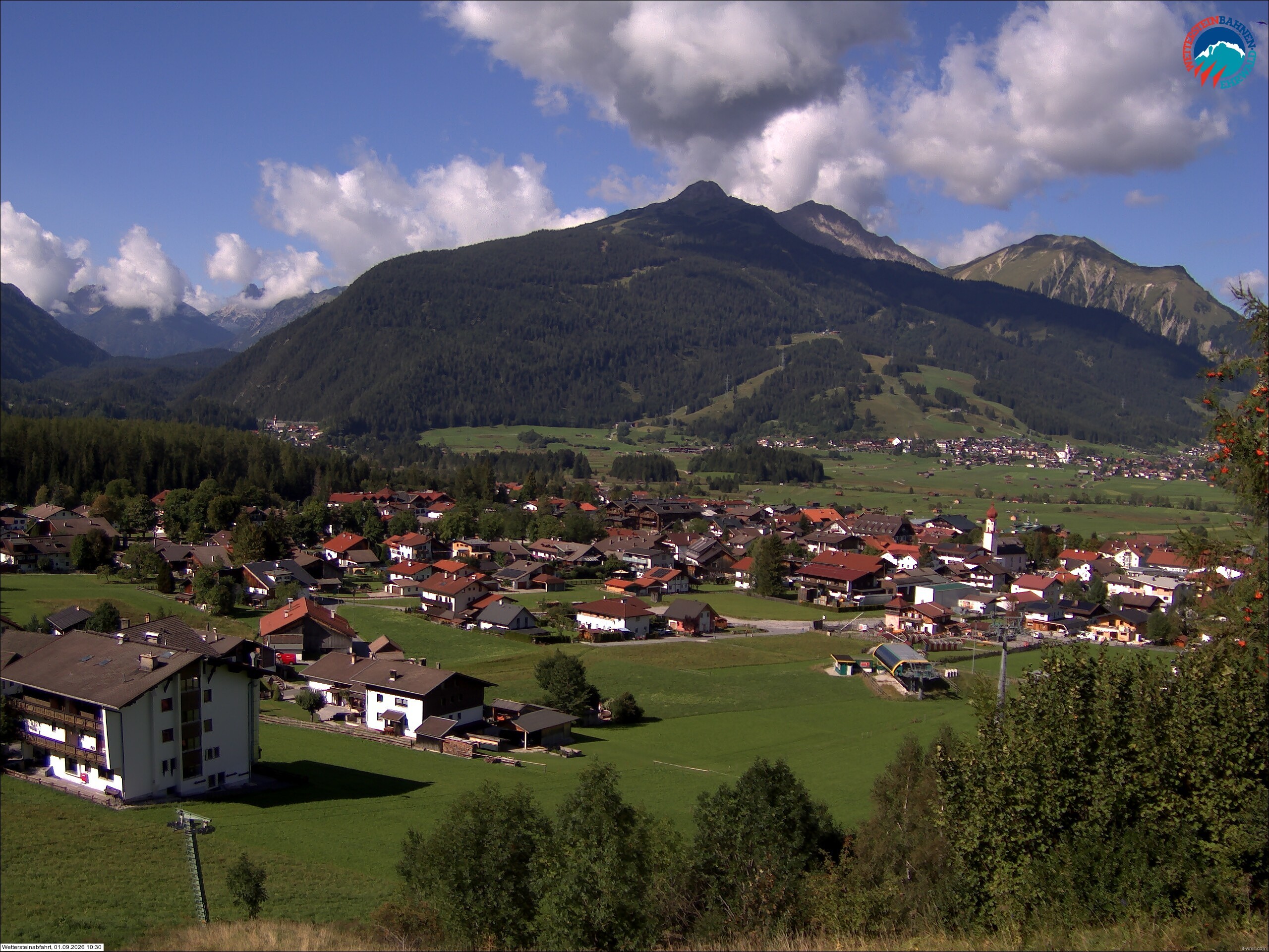 Archived image Webcam Sonnenhang chairlift Ehrwald