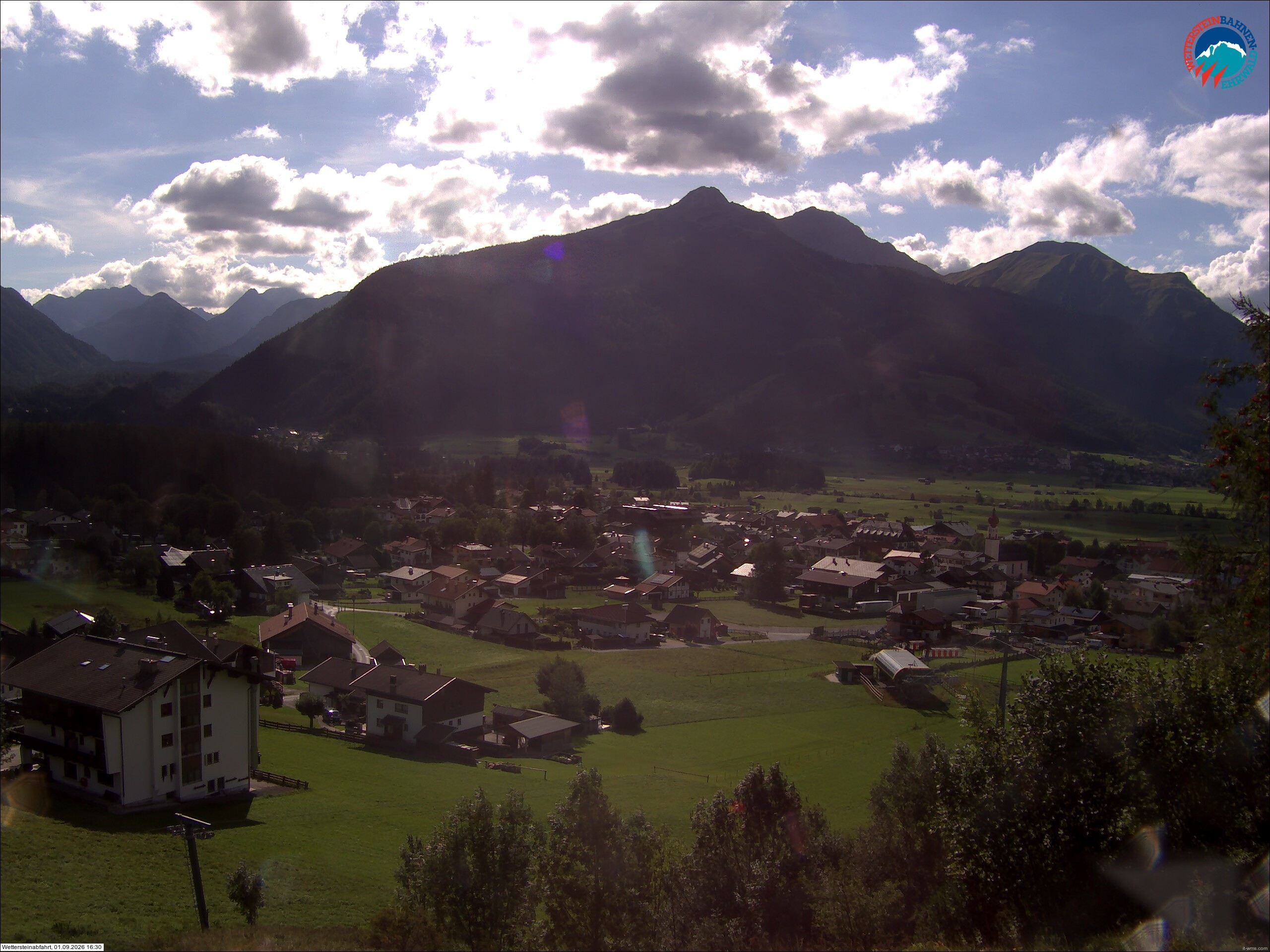 Archived image Webcam Sonnenhang chairlift Ehrwald