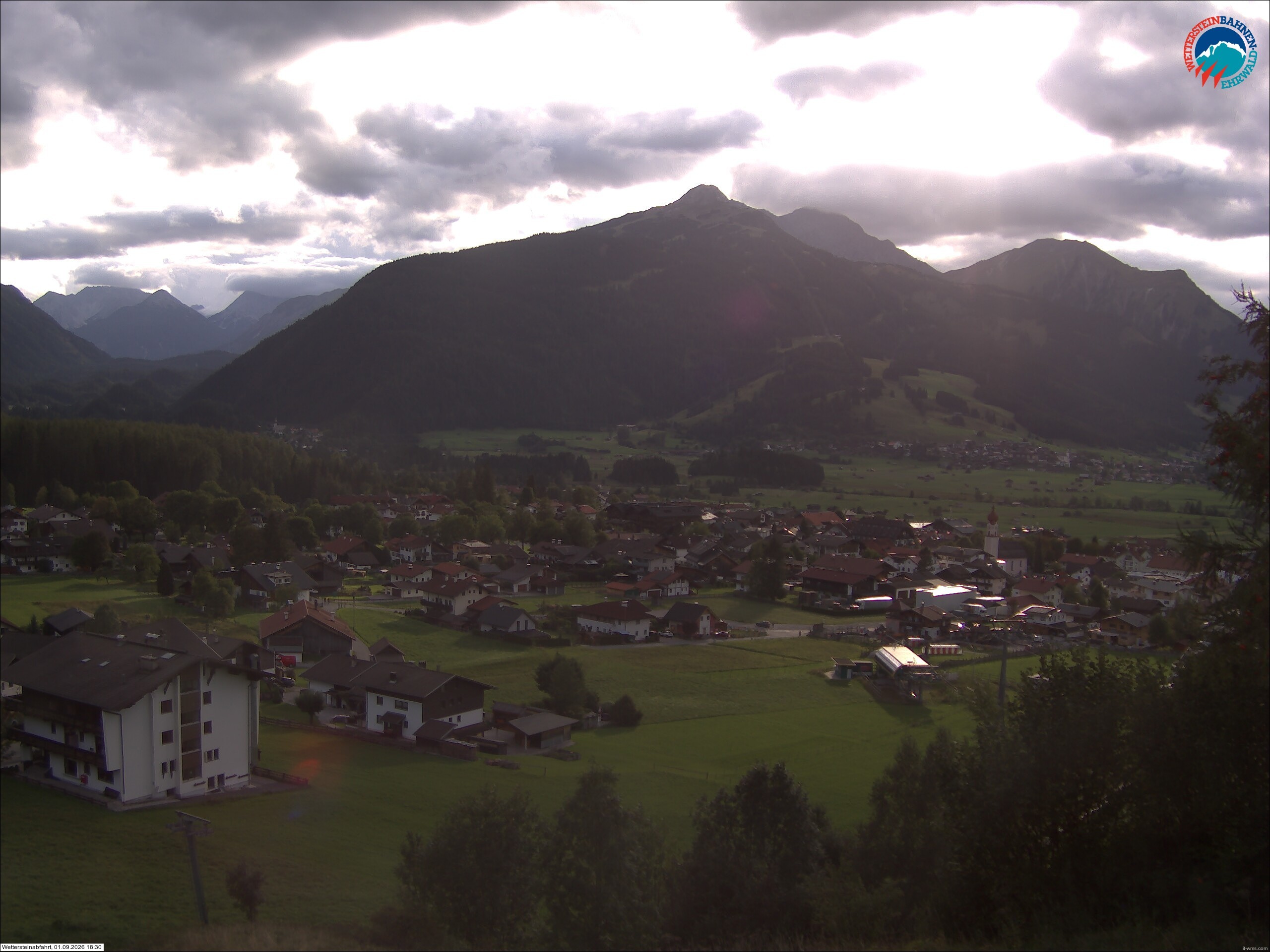 Archived image Webcam Sonnenhang chairlift Ehrwald