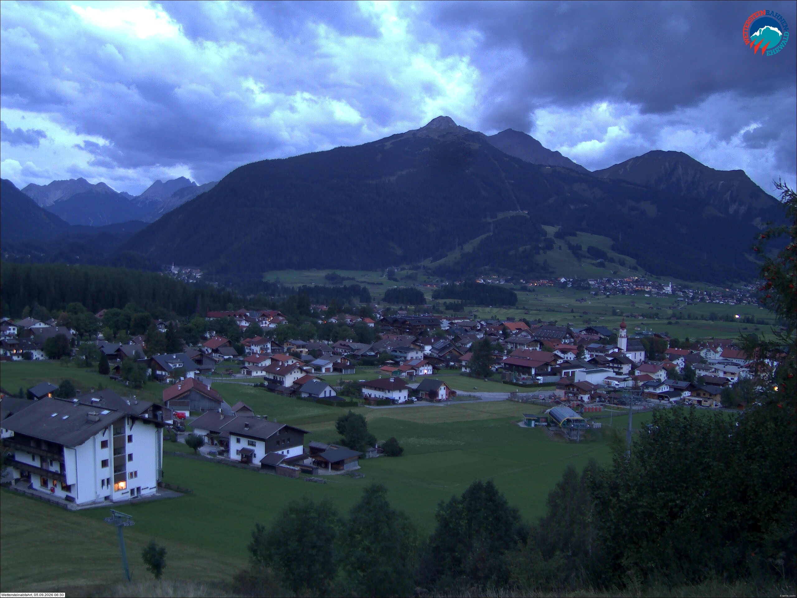Archived image Webcam Sonnenhang chairlift Ehrwald