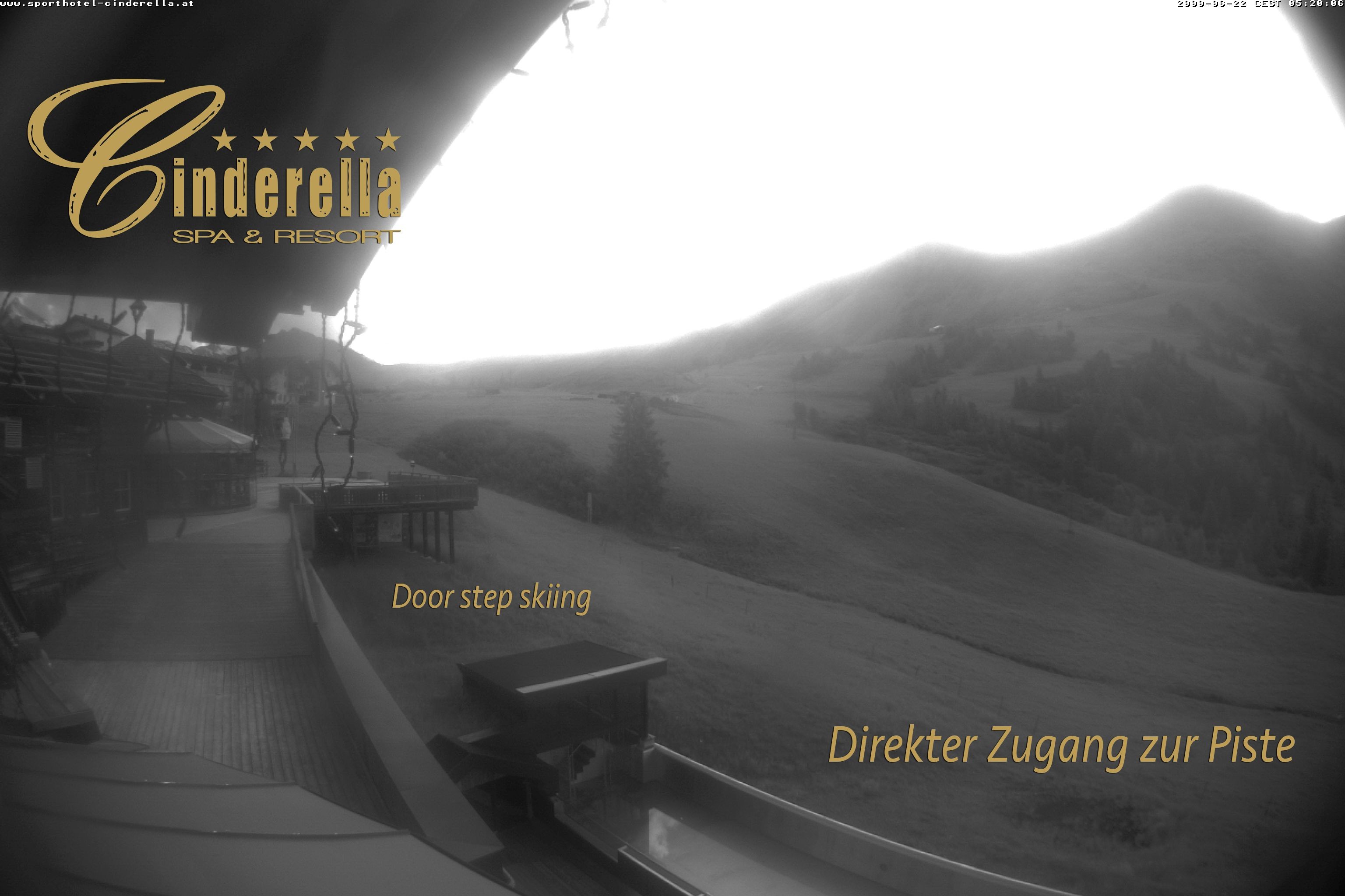 Archived image Webcam Cinderella hotel Ski Obertauern