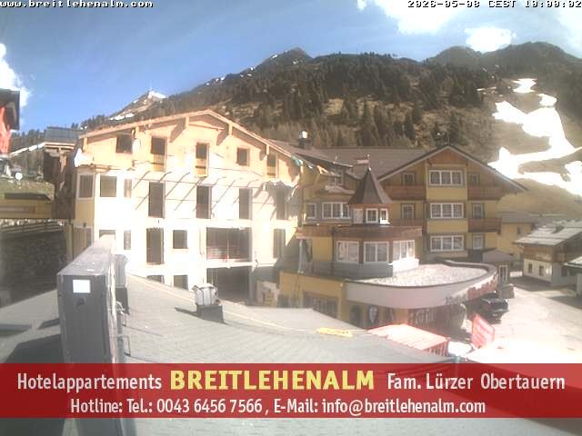 Archived image Webcam View from the hotel Breitlehenalm