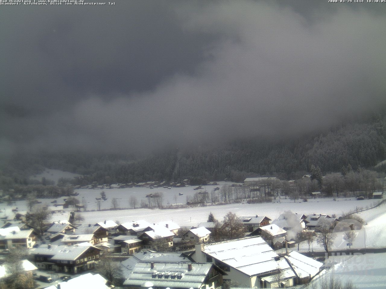 Archiv Foto Webcam Kirchturmblick Richtung Hintersteiner Tal