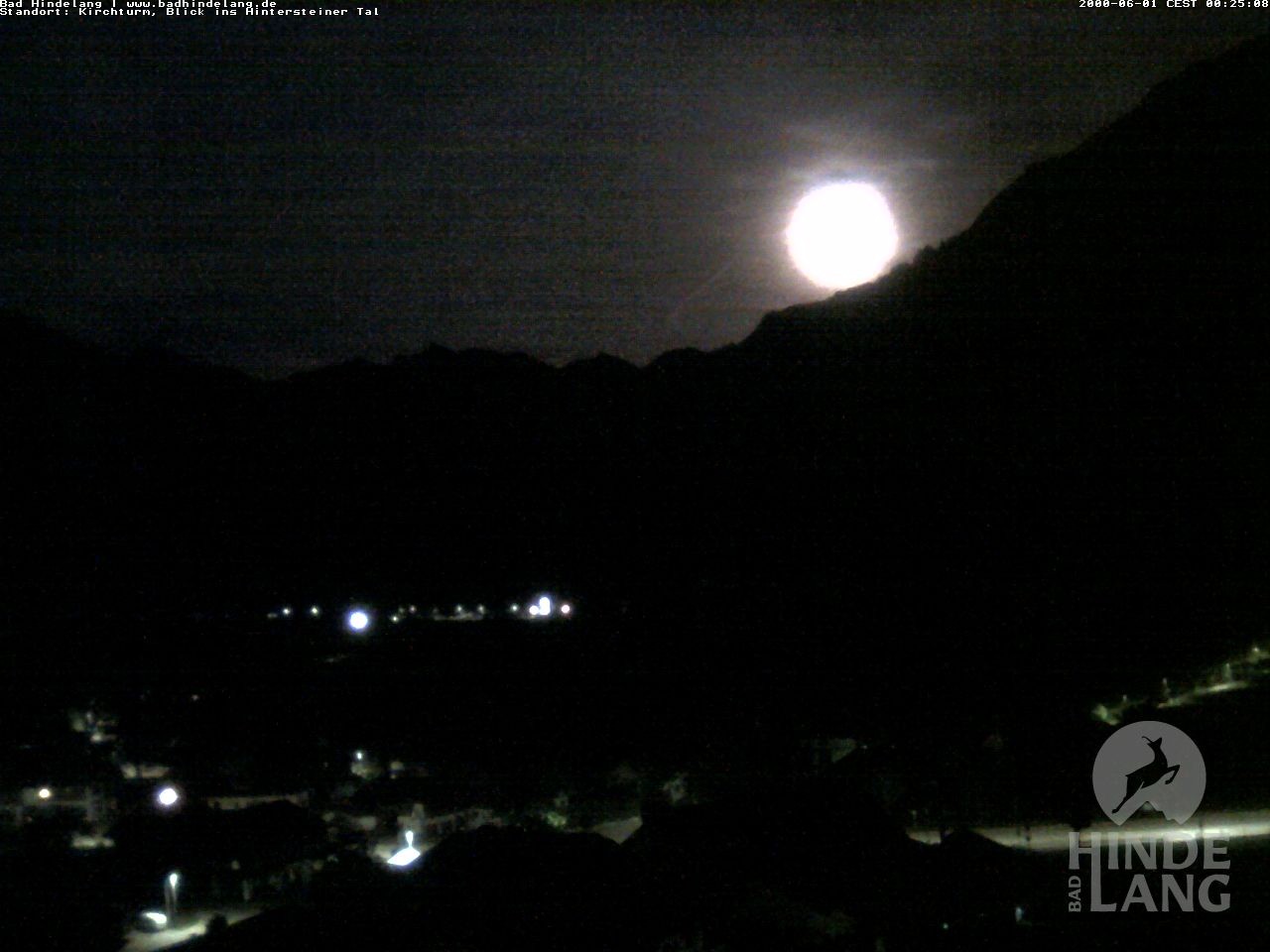 Archiv Foto Webcam Kirchturmblick Richtung Hintersteiner Tal