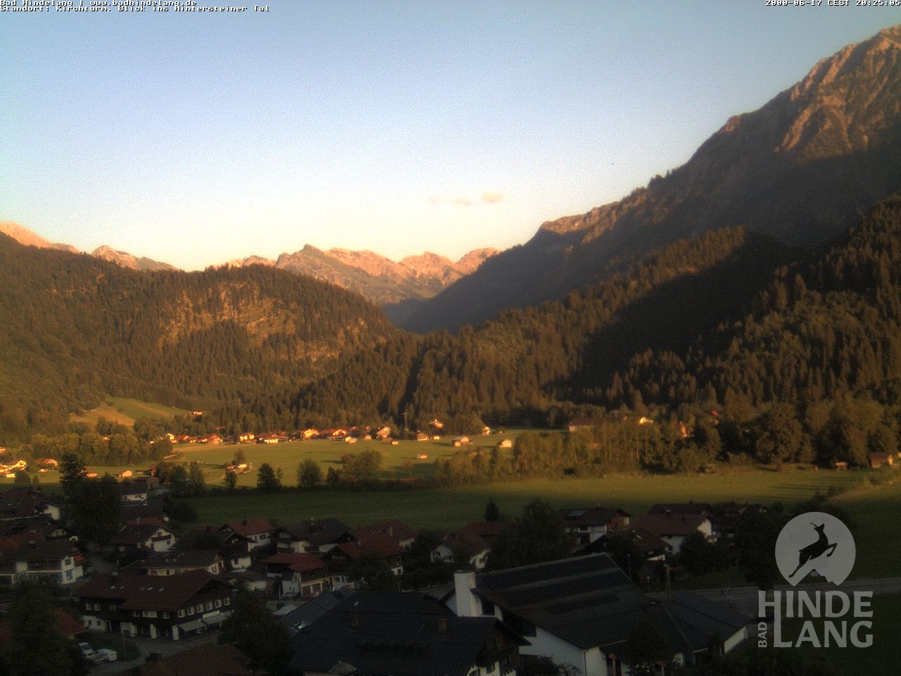 Archiv Foto Webcam Kirchturmblick Richtung Hintersteiner Tal