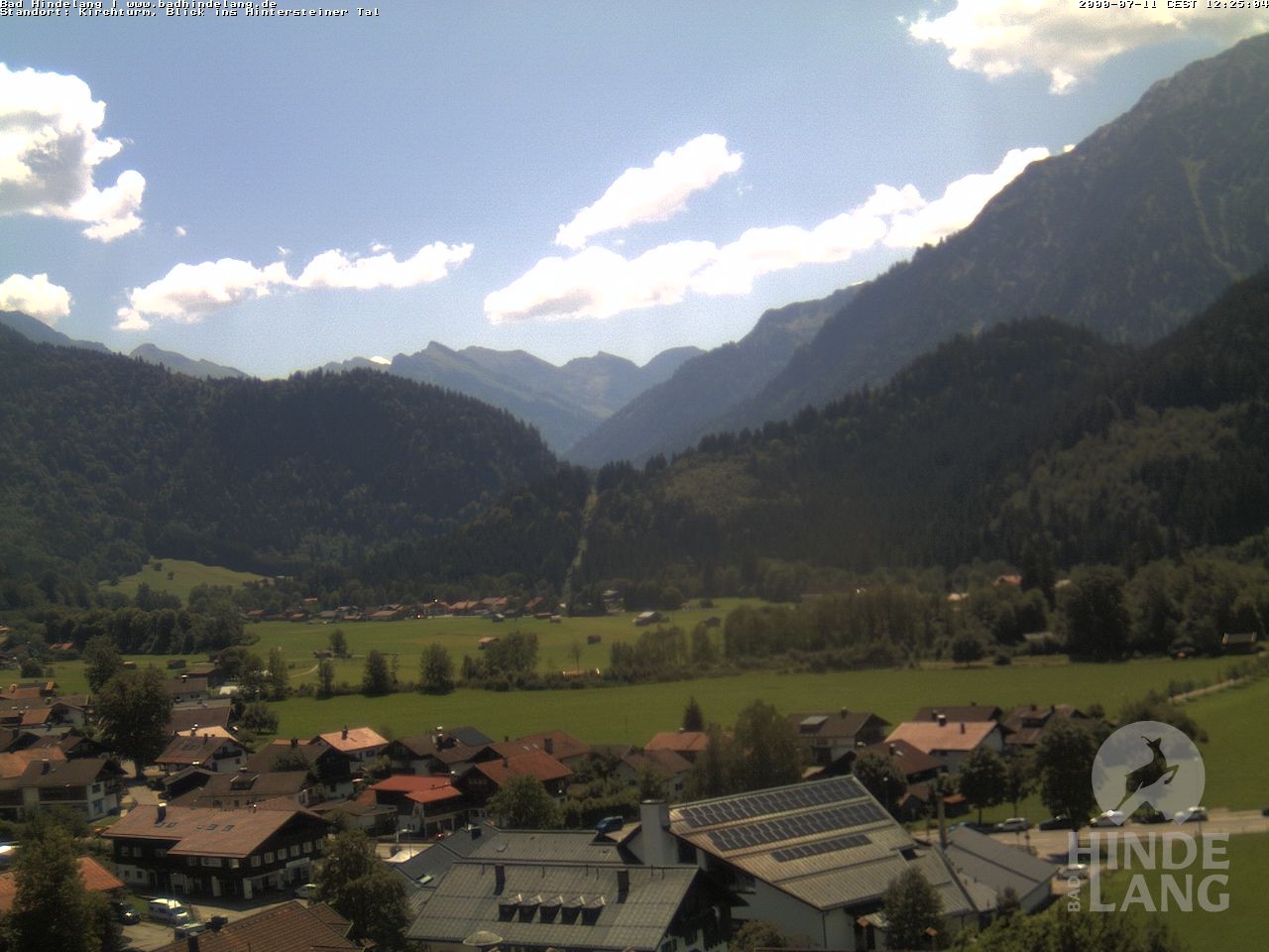 Archived image Webcam View of the church Bad Hindelang