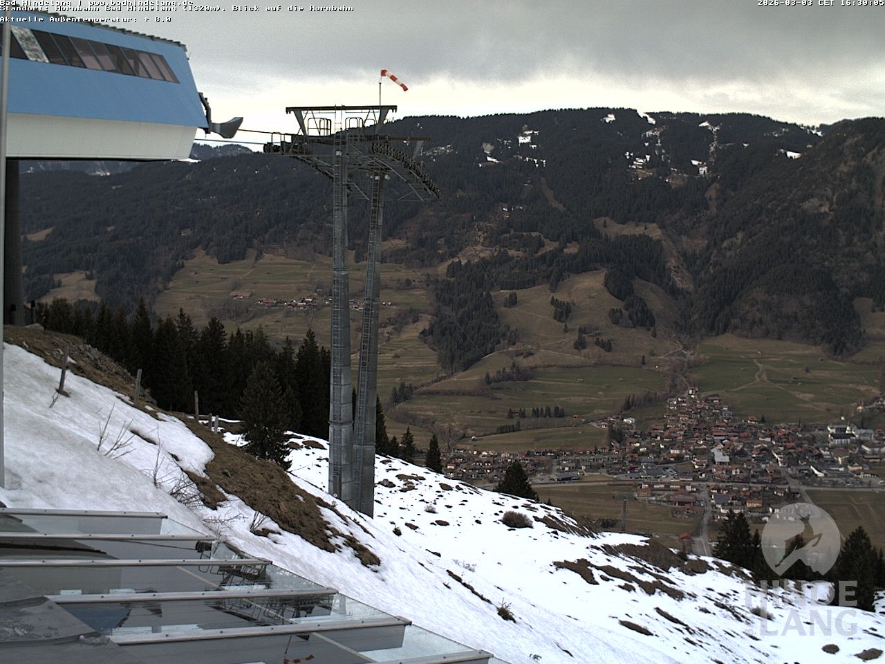 Archived image Webcam Mountain station Hornbahn