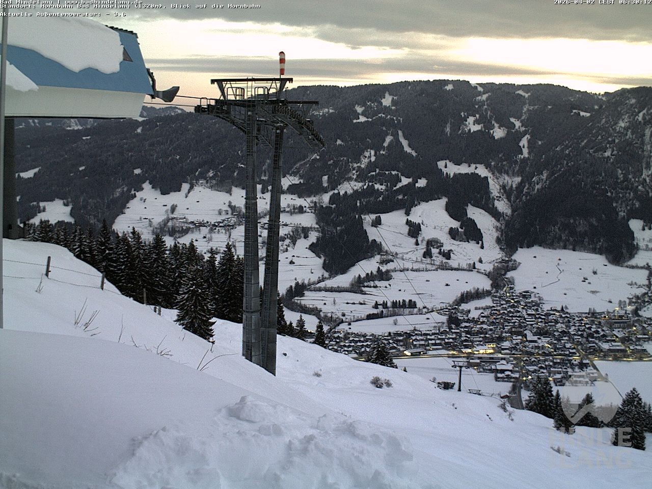 Archived image Webcam Mountain station Hornbahn