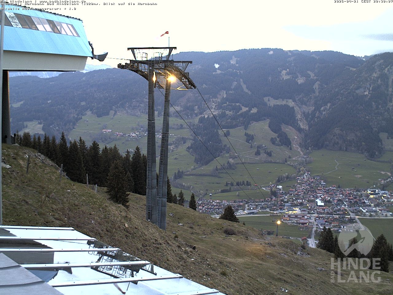 Archived image Webcam Mountain station Hornbahn