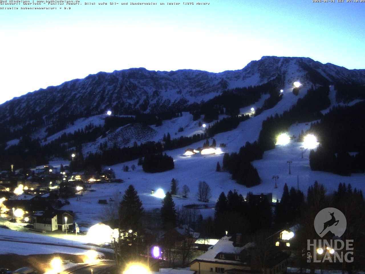 Archived image Webcam View of the kids hotel Oberjoch at the slopes in front