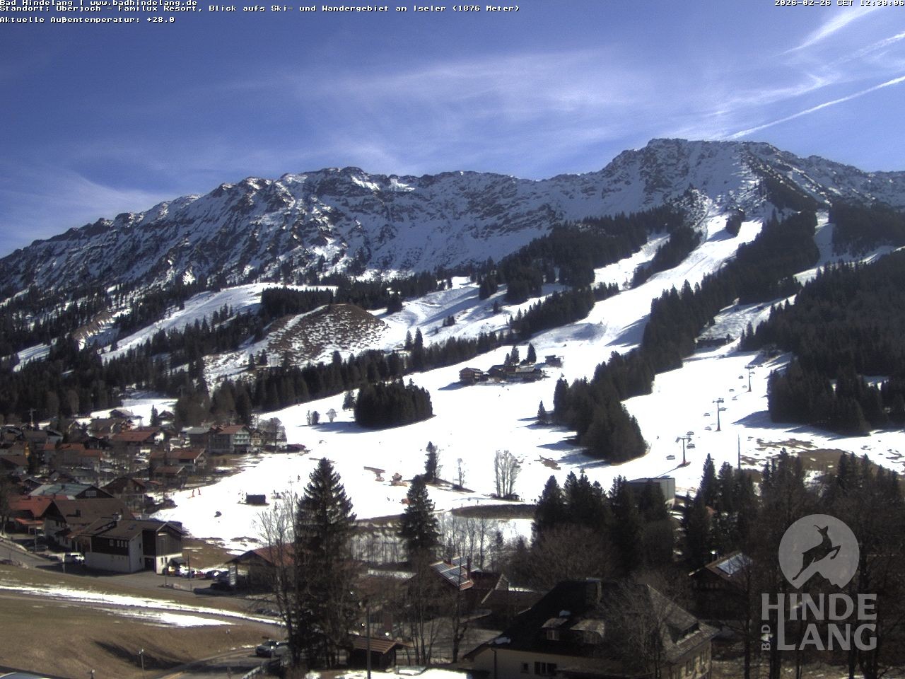 Archived image Webcam View of the kids hotel Oberjoch at the slopes in front