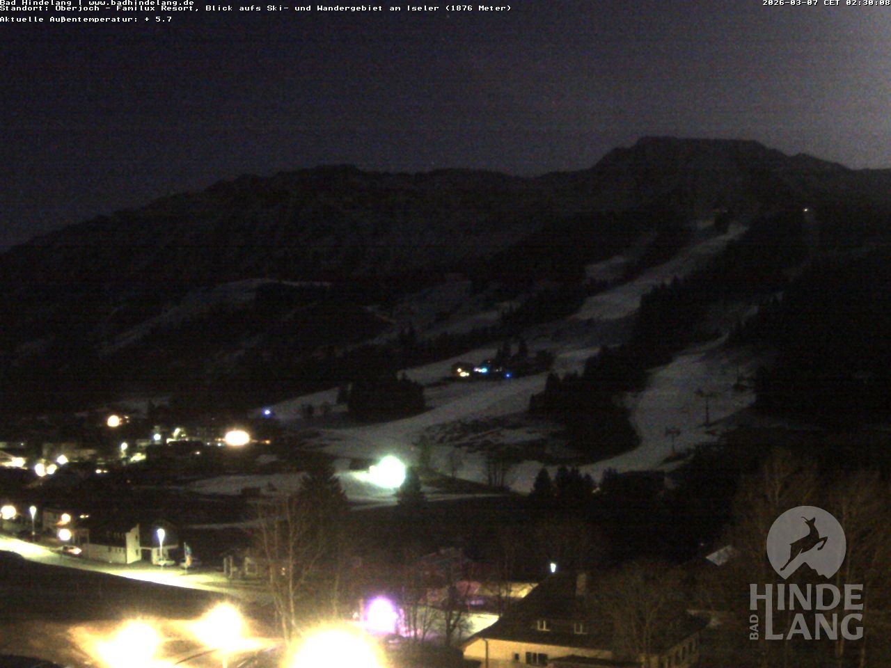 Archived image Webcam View of the kids hotel Oberjoch at the slopes in front
