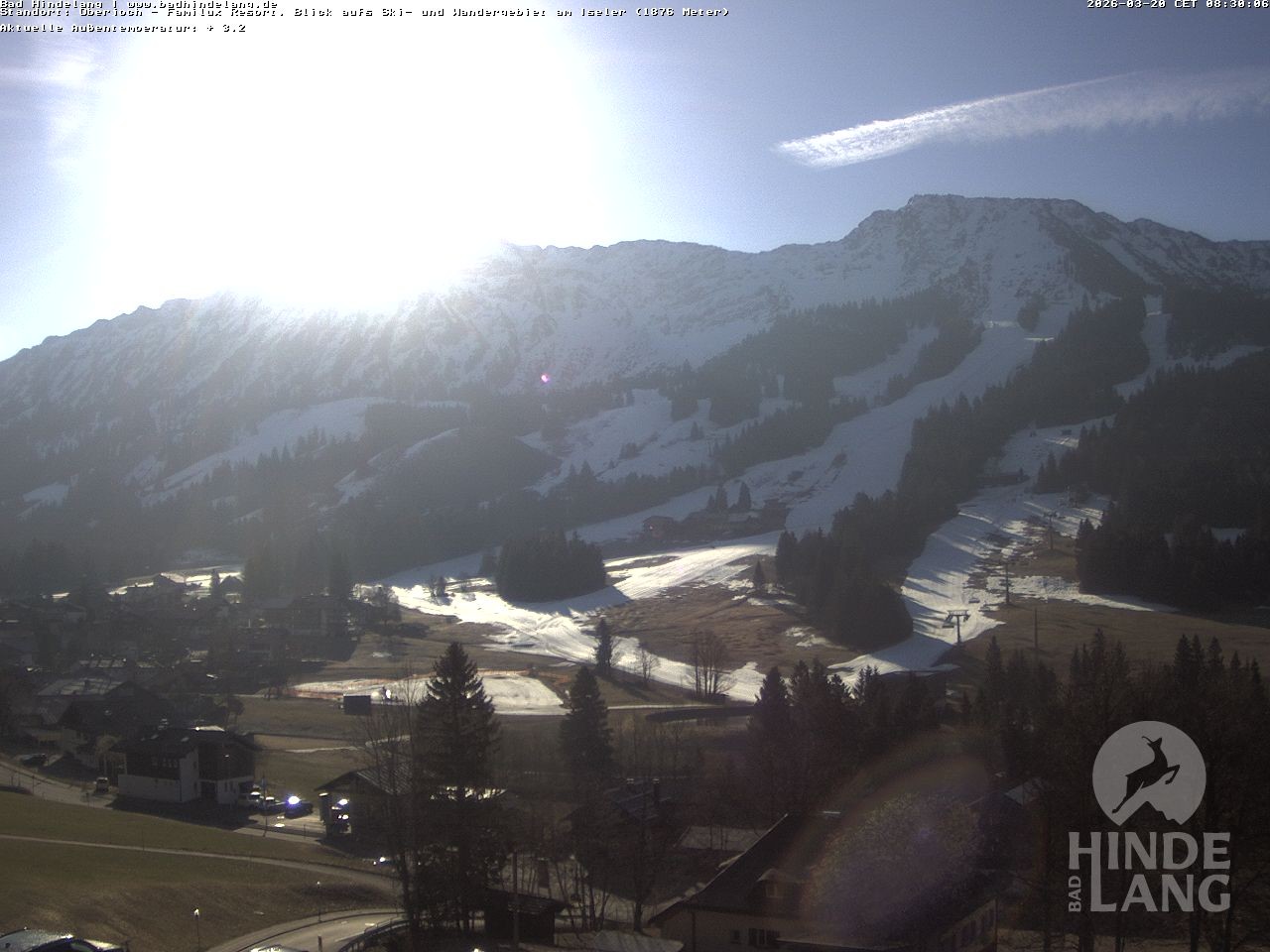 Archived image Webcam View of the kids hotel Oberjoch at the slopes in front