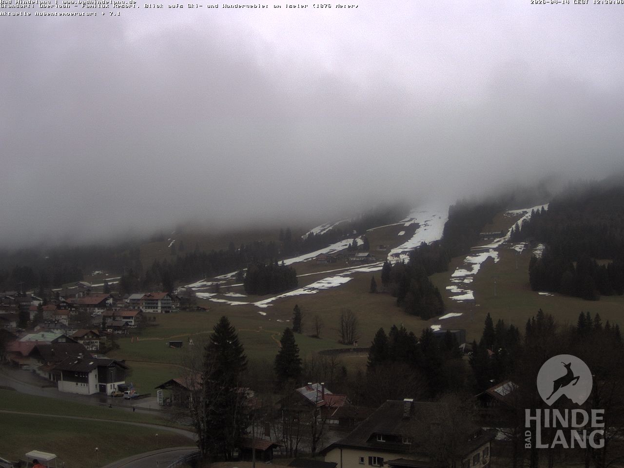 Archived image Webcam View of the kids hotel Oberjoch at the slopes in front