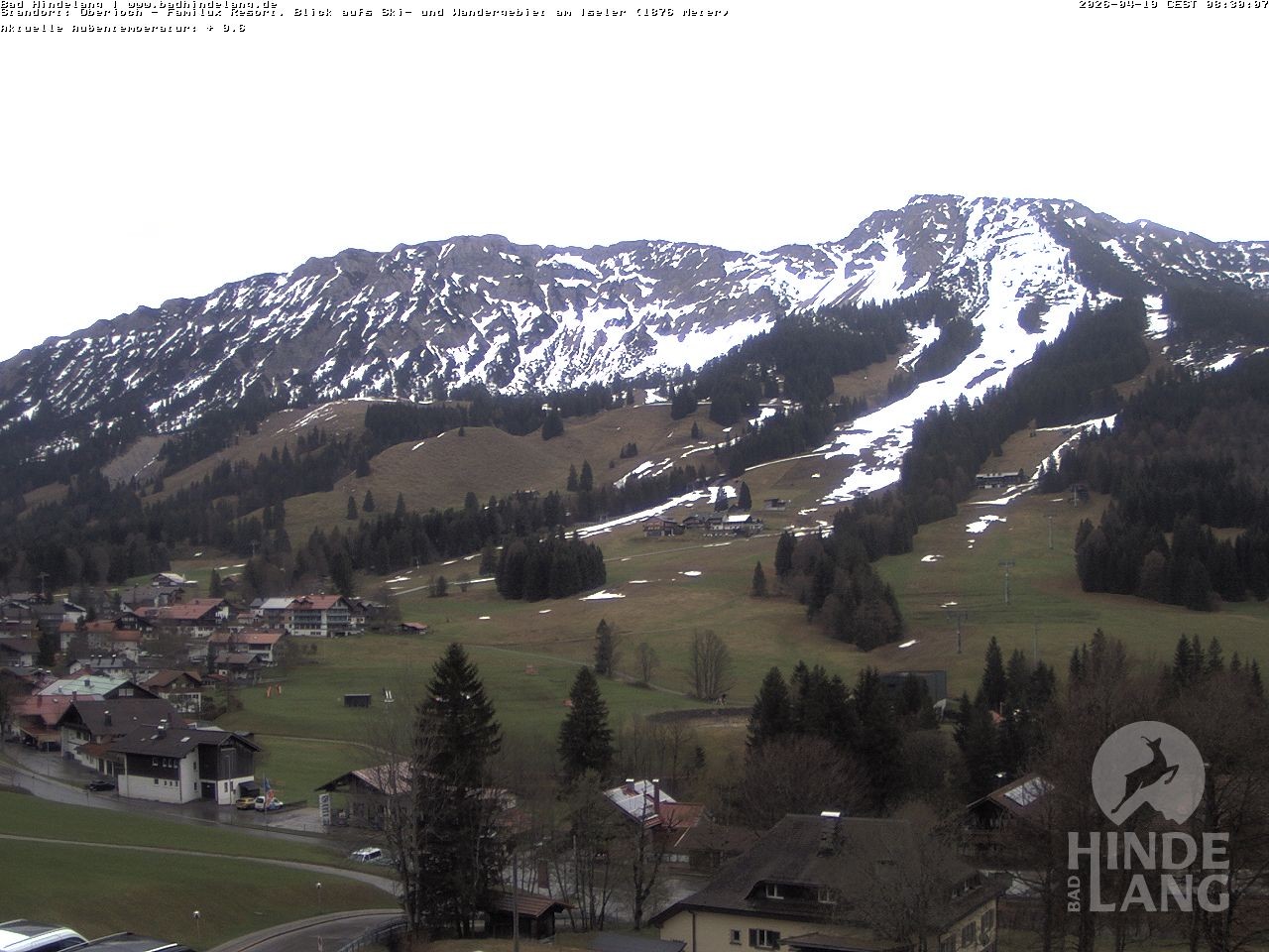 Archived image Webcam View of the kids hotel Oberjoch at the slopes in front