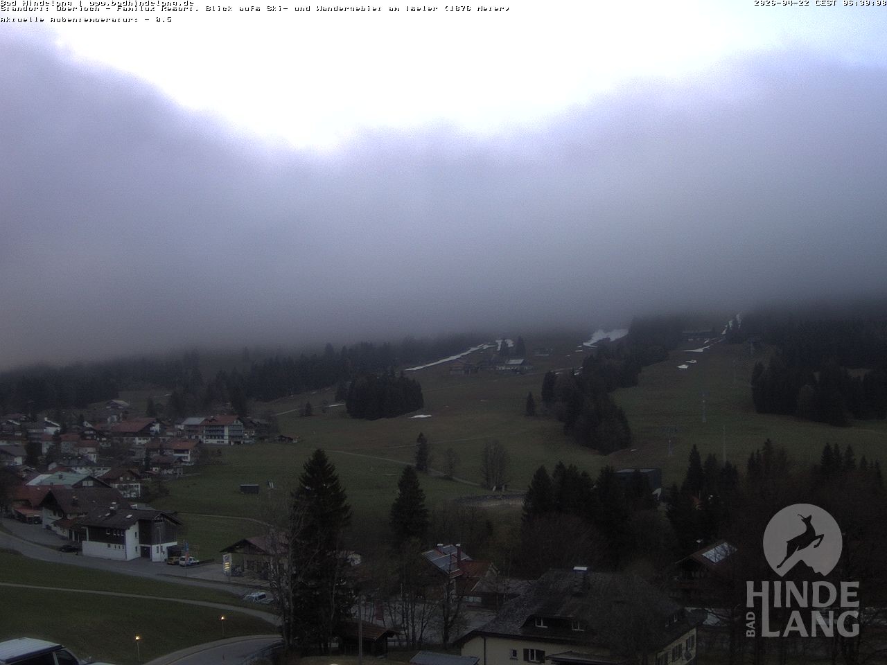 Archived image Webcam View of the kids hotel Oberjoch at the slopes in front