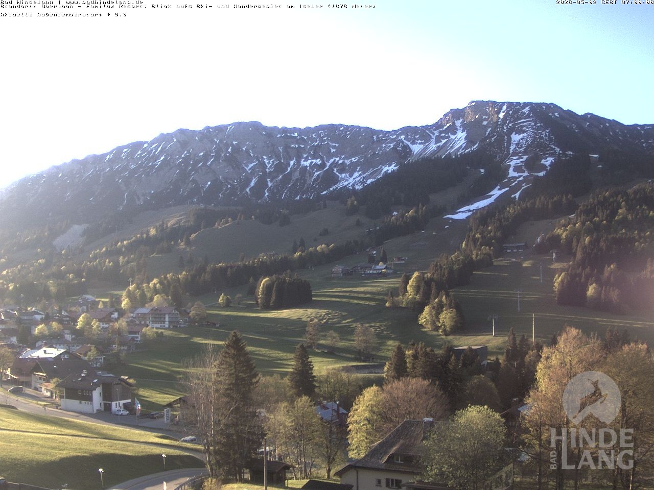 Archived image Webcam View of the kids hotel Oberjoch at the slopes in front