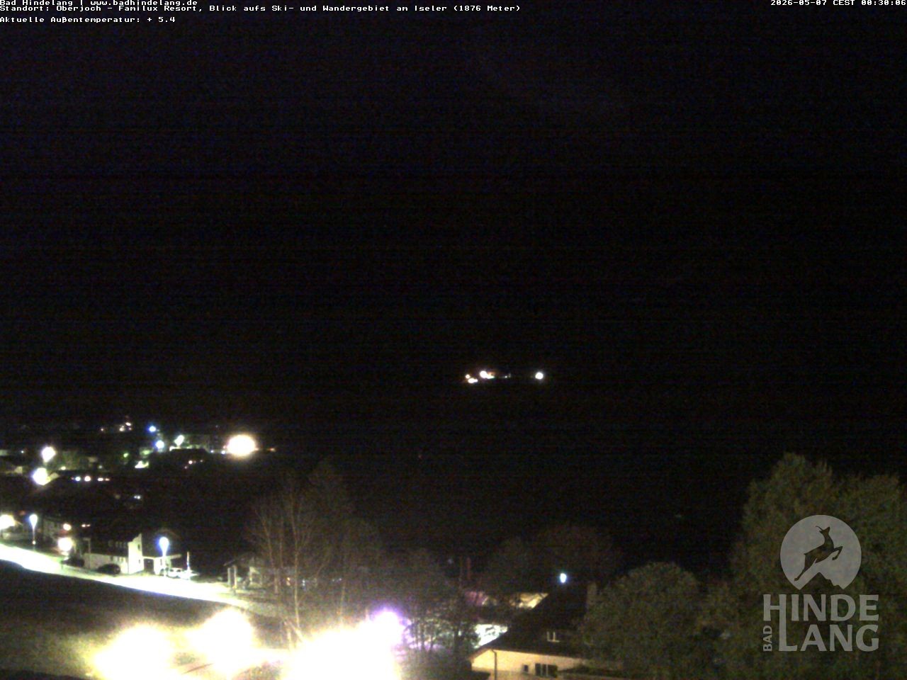 Archived image Webcam View of the kids hotel Oberjoch at the slopes in front