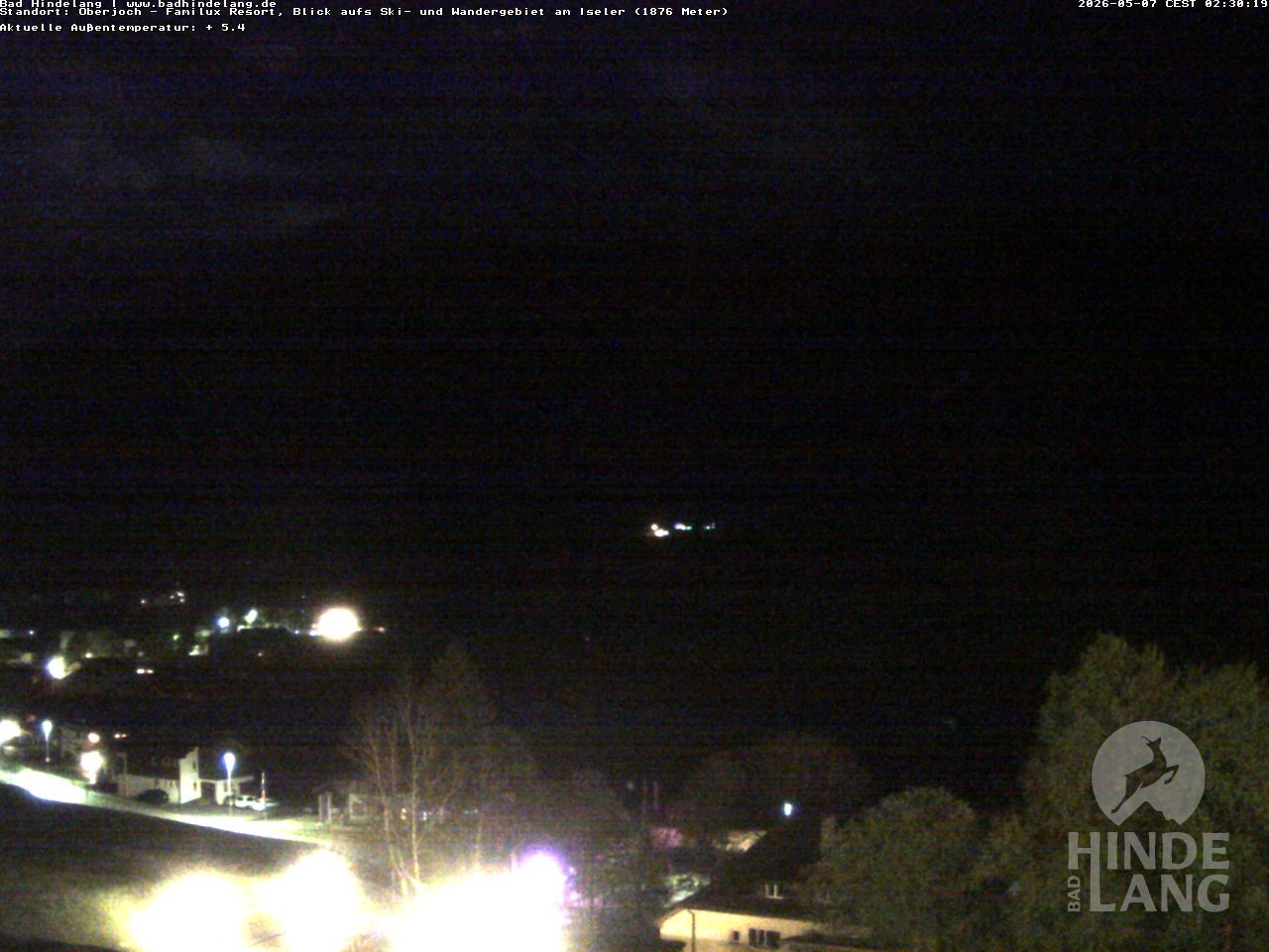 Archived image Webcam View of the kids hotel Oberjoch at the slopes in front