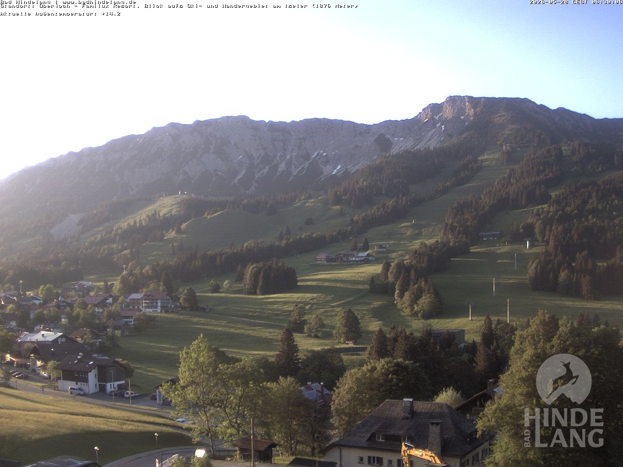 Archived image Webcam View of the kids hotel Oberjoch at the slopes in front