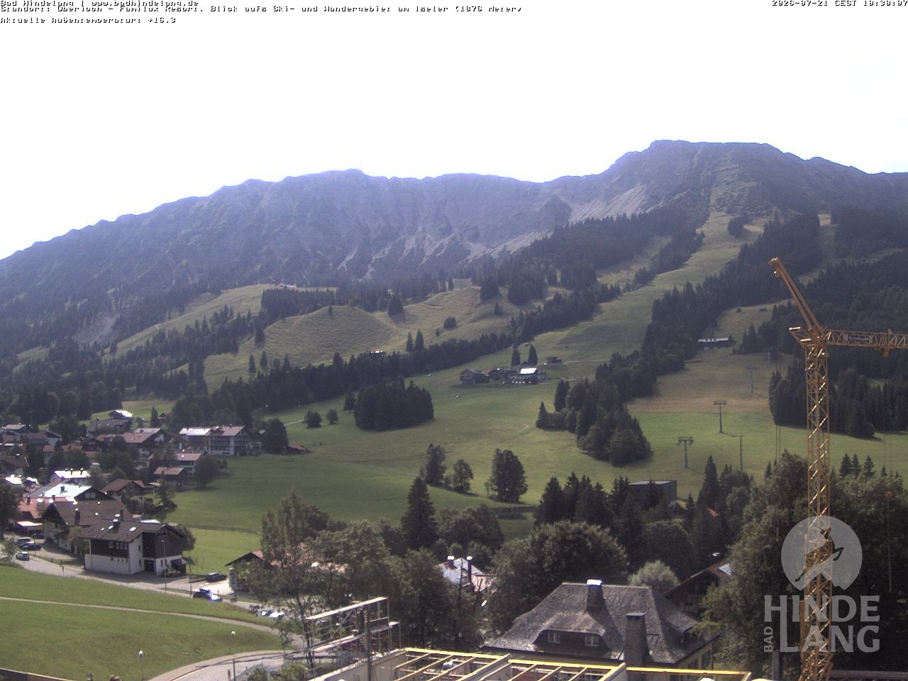 Archived image Webcam View of the kids hotel Oberjoch at the slopes in front
