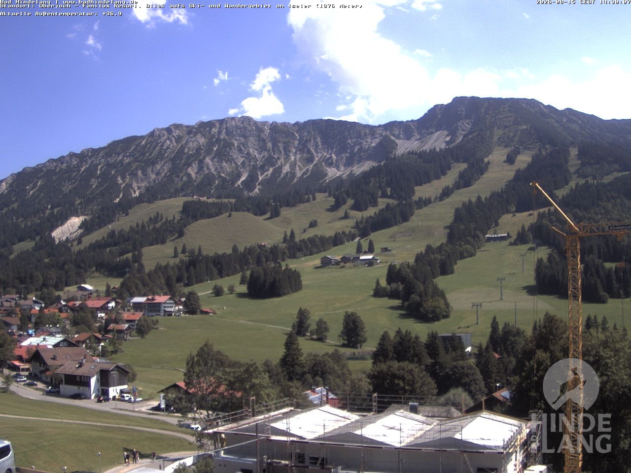 Archived image Webcam View of the kids hotel Oberjoch at the slopes in front