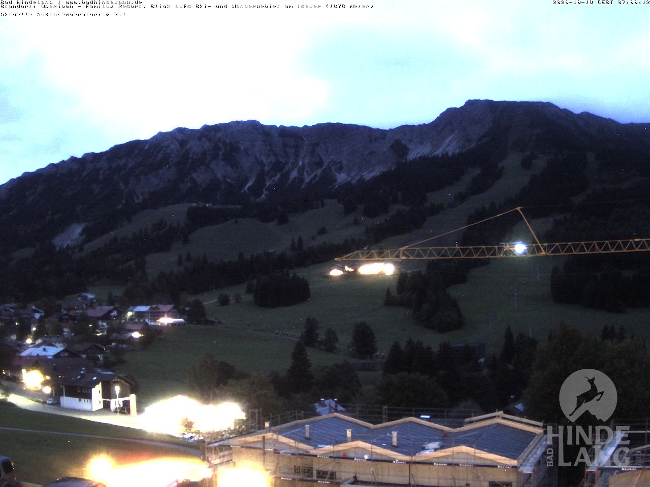 Archived image Webcam View of the kids hotel Oberjoch at the slopes in front