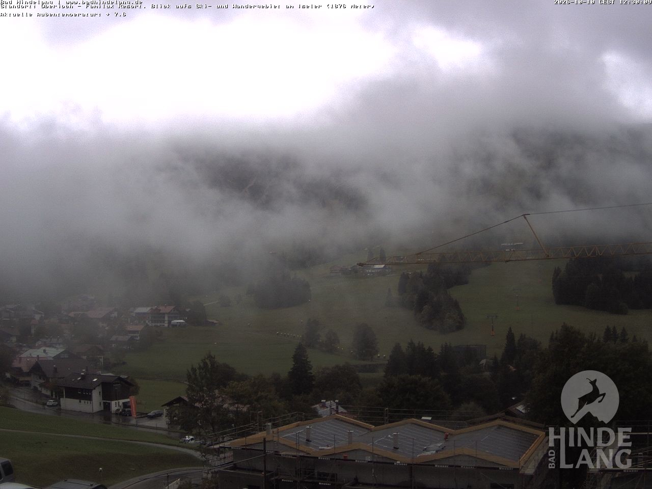 Archived image Webcam View of the kids hotel Oberjoch at the slopes in front