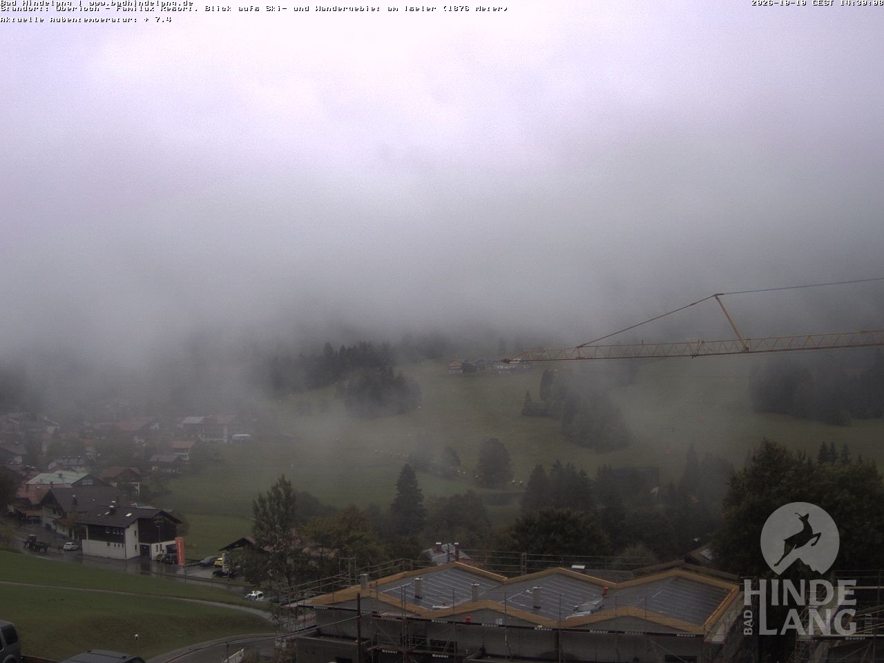 Archived image Webcam View of the kids hotel Oberjoch at the slopes in front