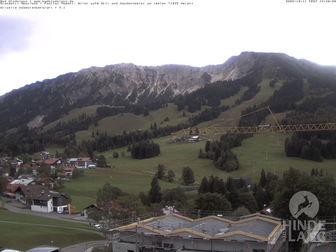 Archived image Webcam View of the kids hotel Oberjoch at the slopes in front